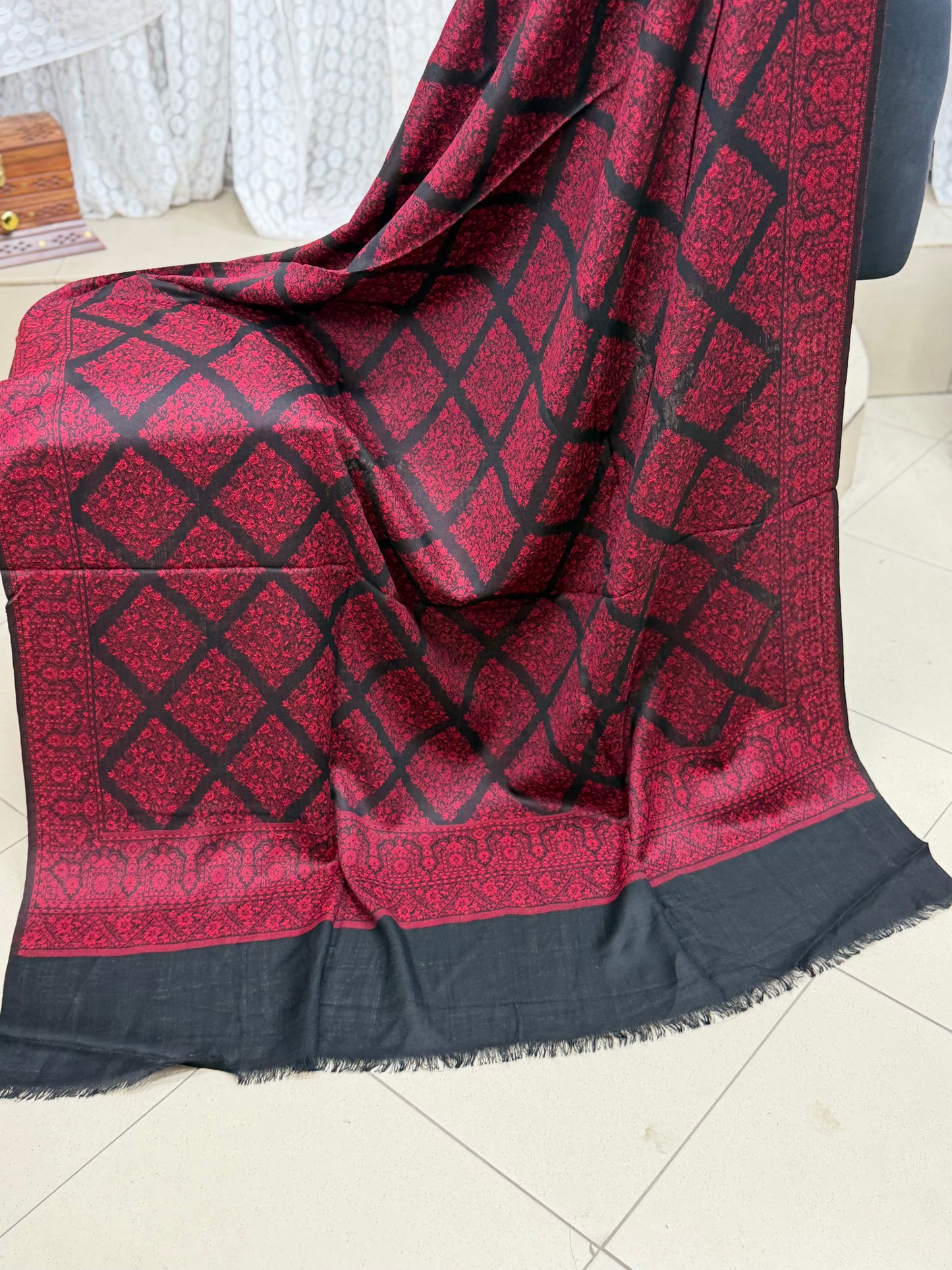Pashmina Wool Kani Border Shawl in Full Size 4 Side Border | Black Jaal