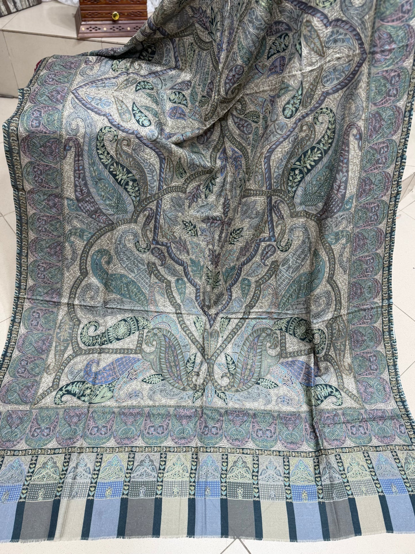 Qalamkar Shawl on Toosh Base | Made in Kashmir Multicolor Floral Design | Q110