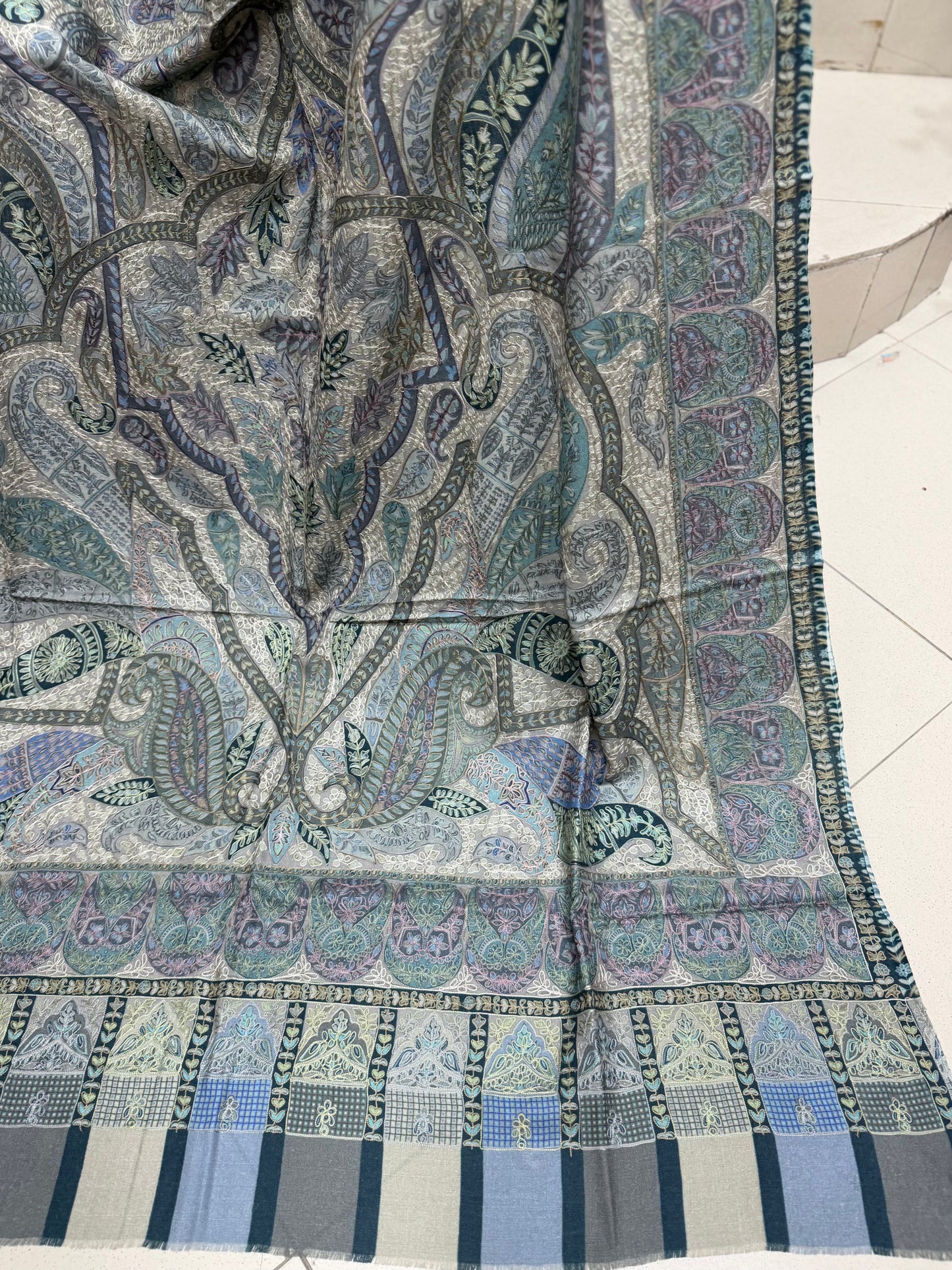 Qalamkar Shawl on Toosh Base | Made in Kashmir Multicolor Floral Design | Q110