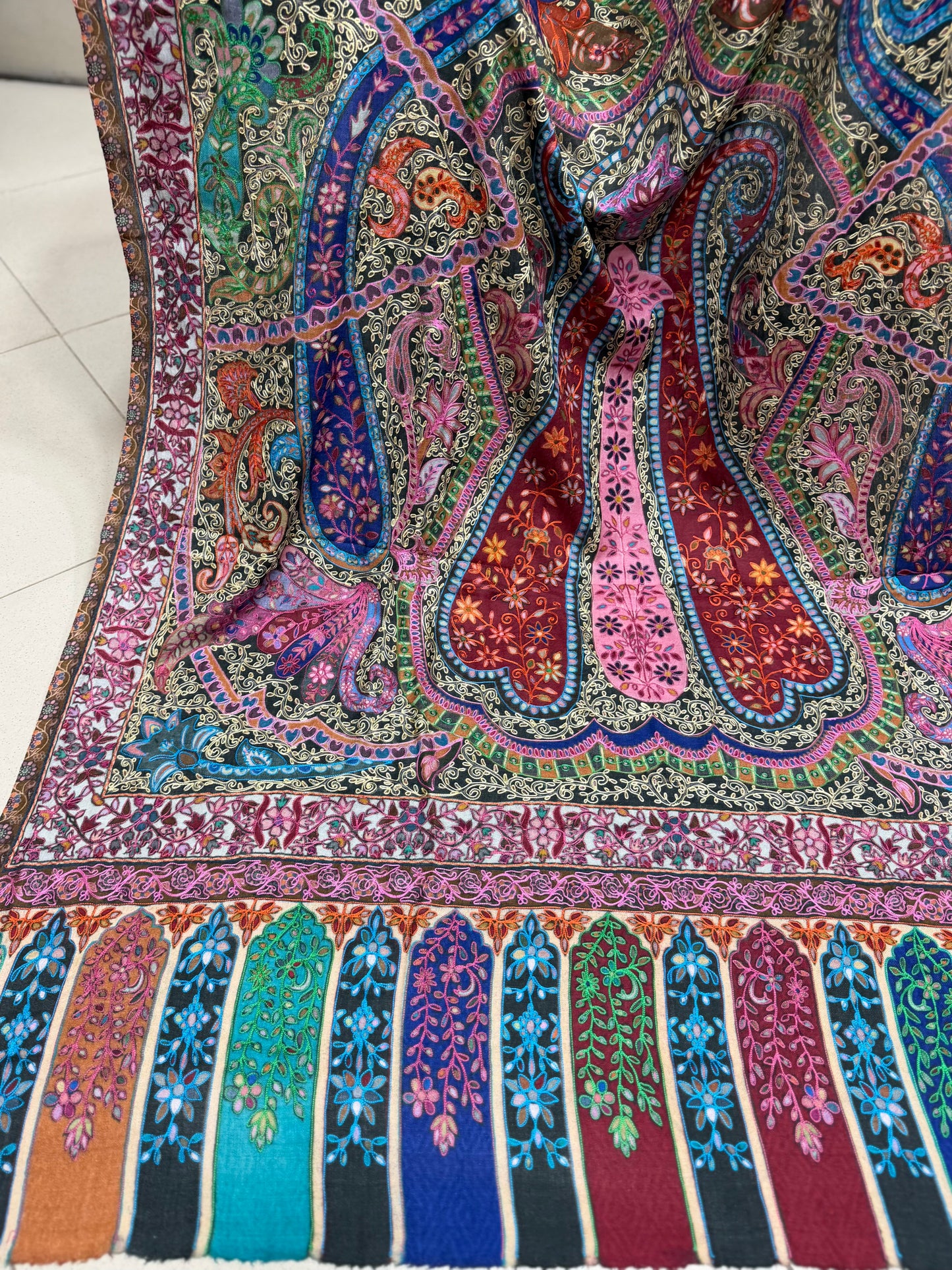 Qalamkar Shawl on Toosh Base | Made in Kashmir Multicolor Floral Design | Q109