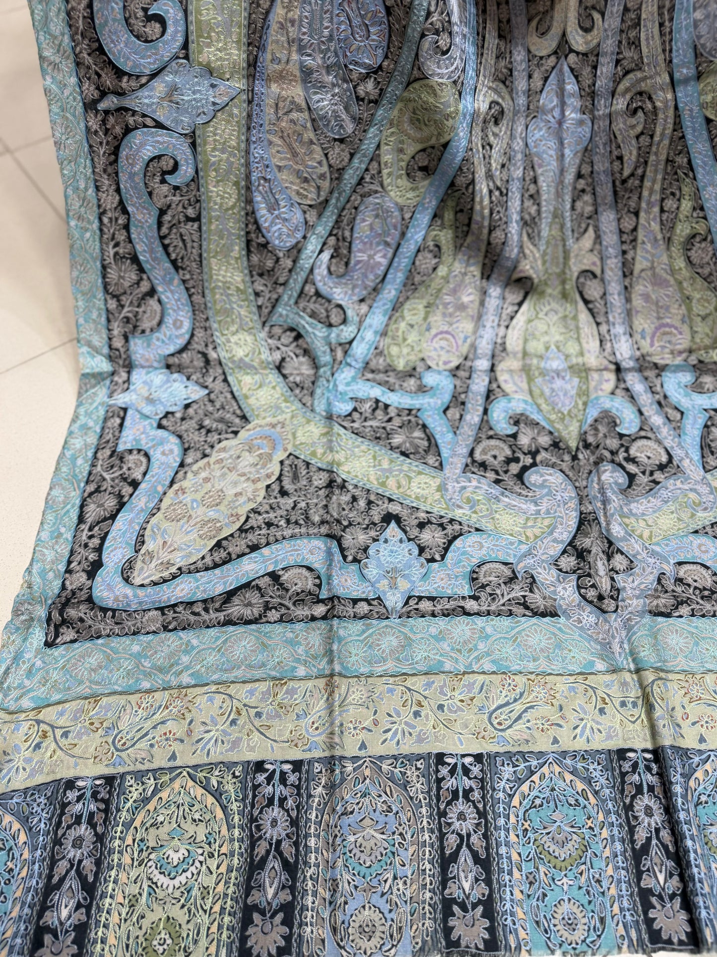 Qalamkar Shawl on Toosh Base | Made in Kashmir Multicolor Floral Design | Q108