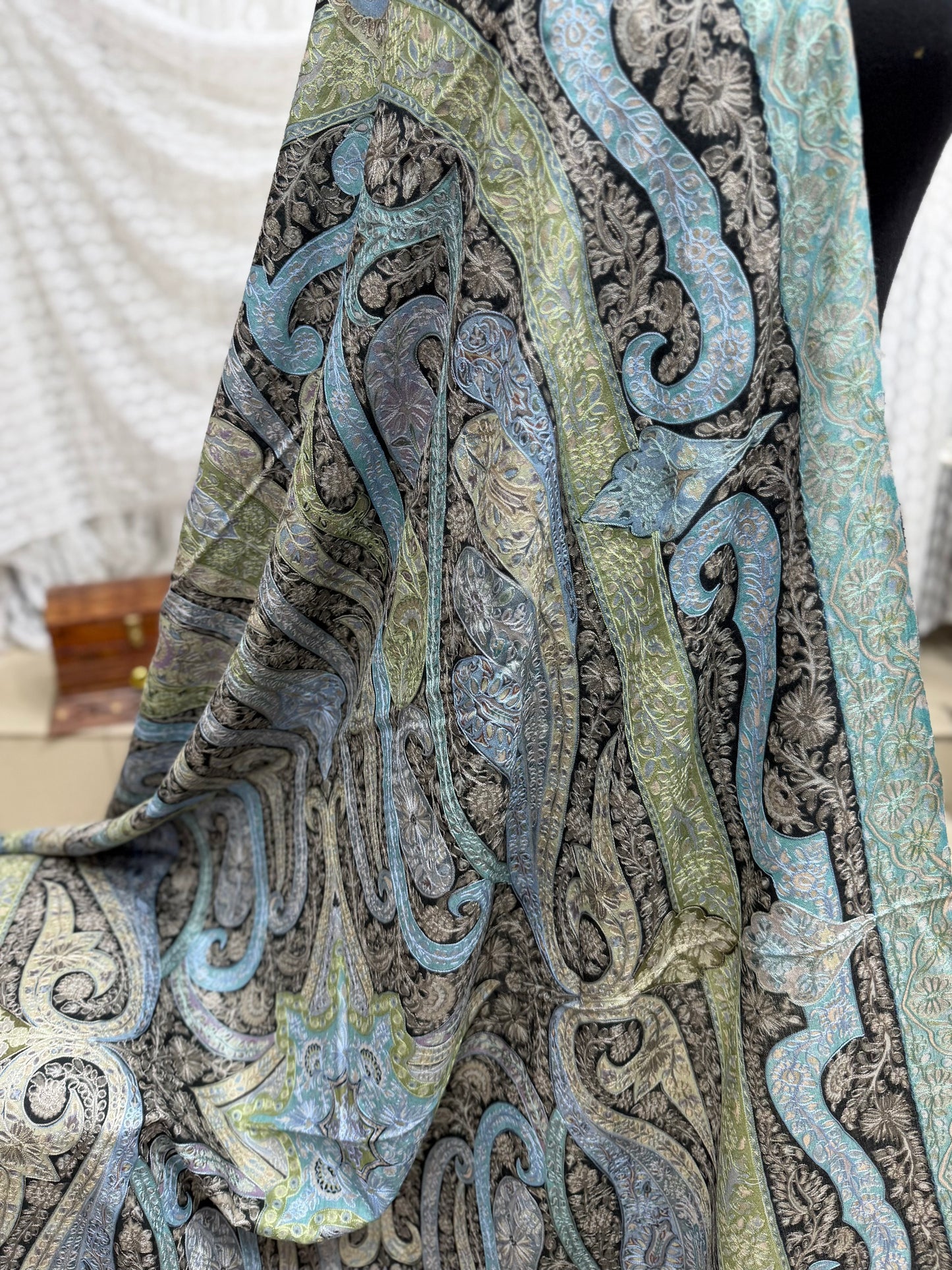 Qalamkar Shawl on Toosh Base | Made in Kashmir Multicolor Floral Design | Q108