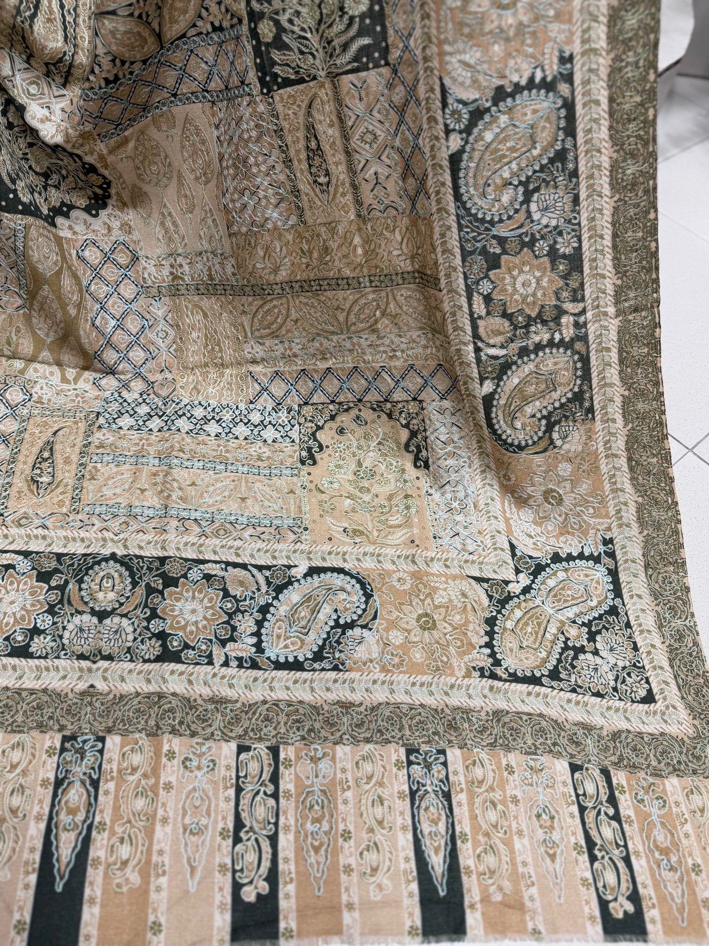 Qalamkar Shawl on Toosh Base | Made in Kashmir Multicolor Floral Design | Q107