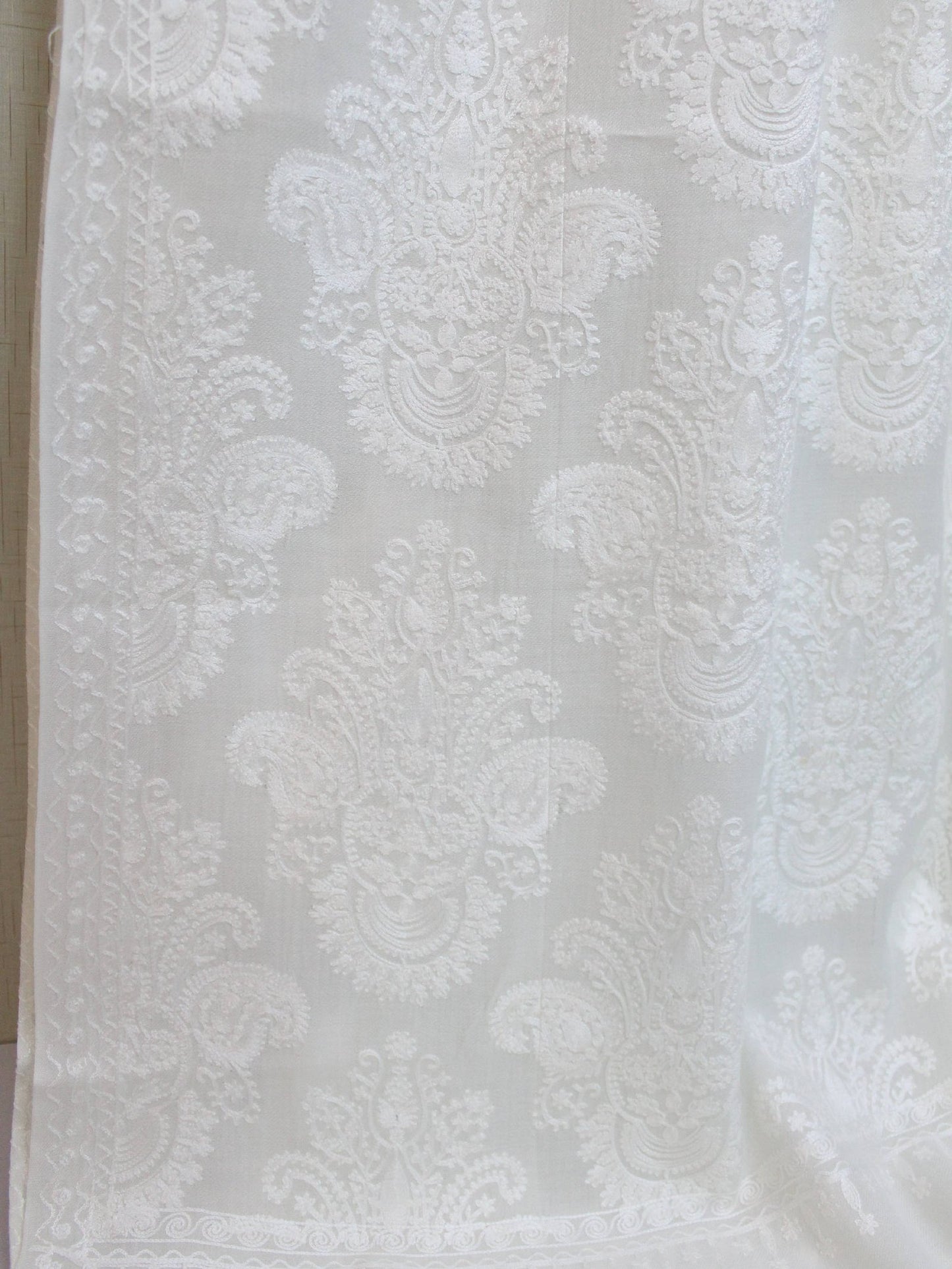 Pashmina Embroidered Shawl | Kashmiri Aar Work Embroidery Perfect Gift in Sale Price White