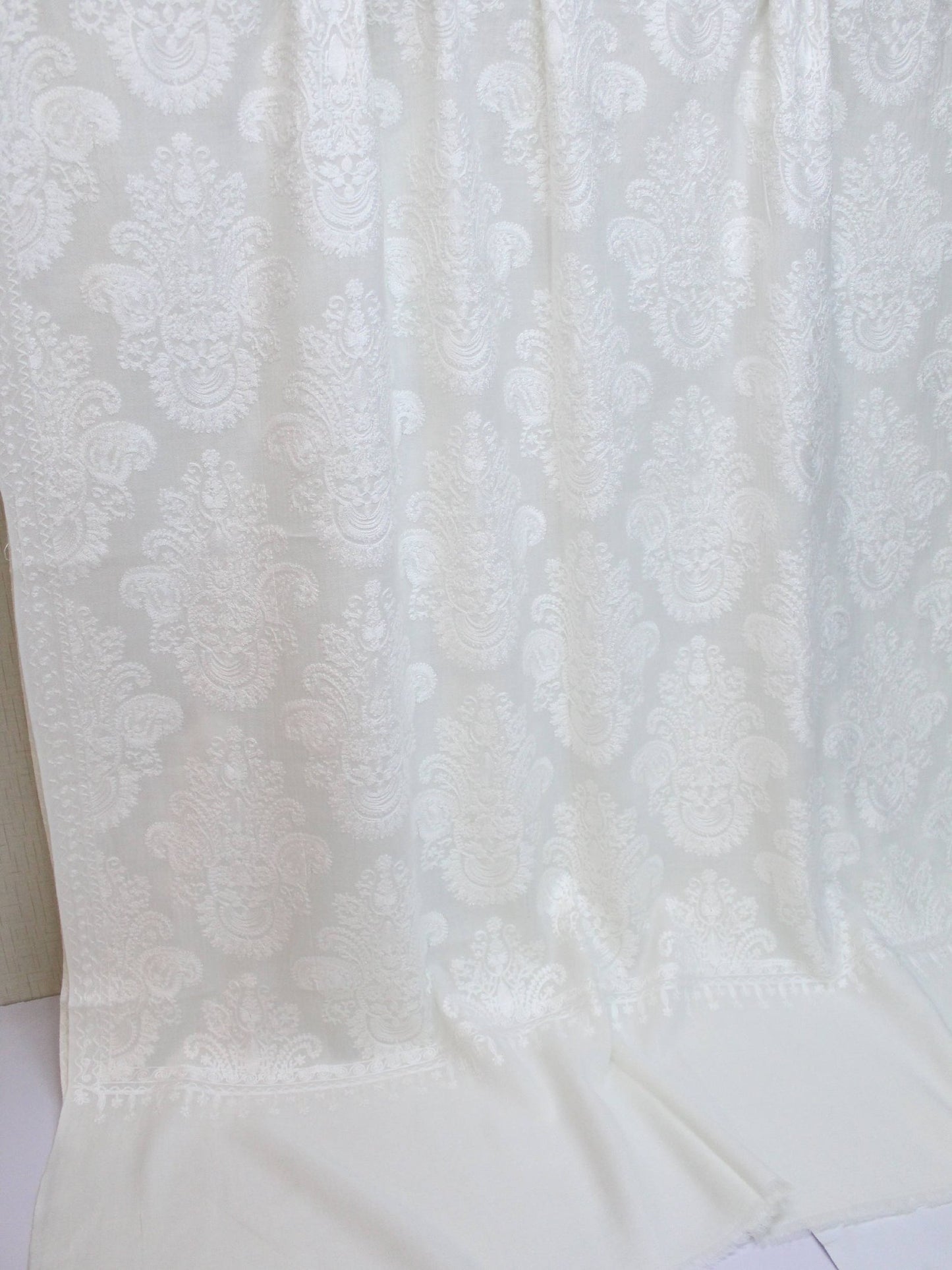 Pashmina Embroidered Shawl | Kashmiri Aar Work Embroidery Perfect Gift in Sale Price White