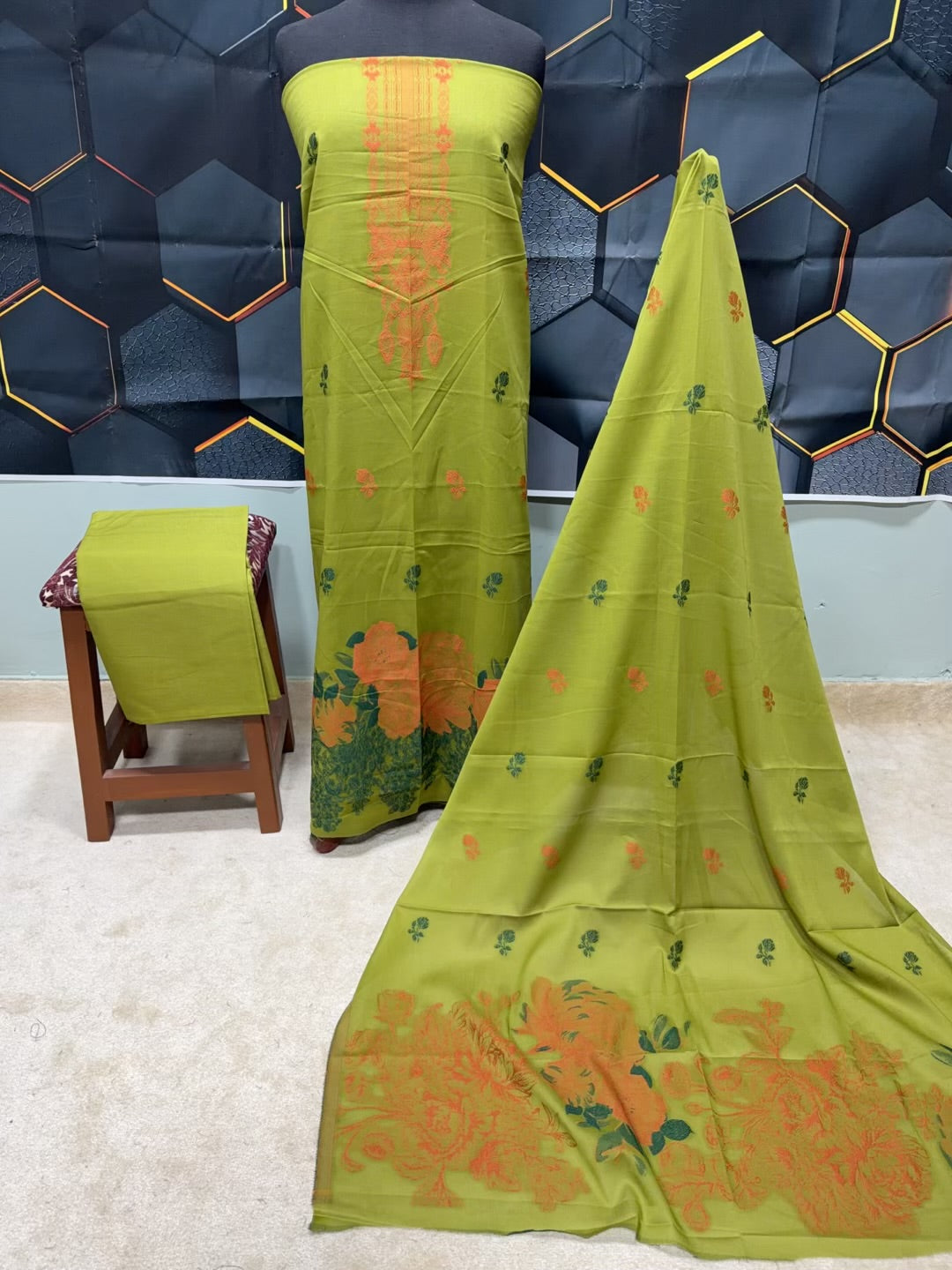 3 Piece Lawn Kani Suit With Same Lawn Dupatta | Mehndi Green
