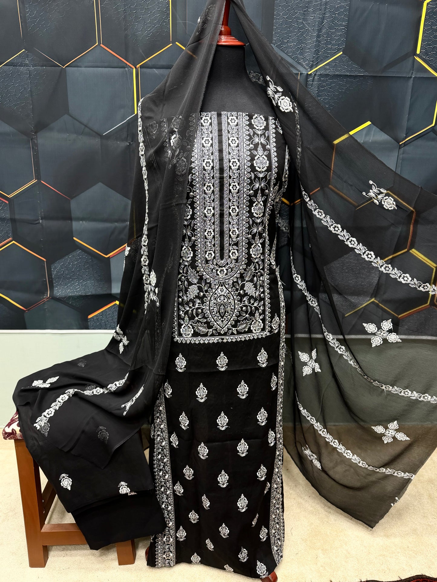 3 Piece Embroidered Lawn Suit With Chiffon Dupatta | Black