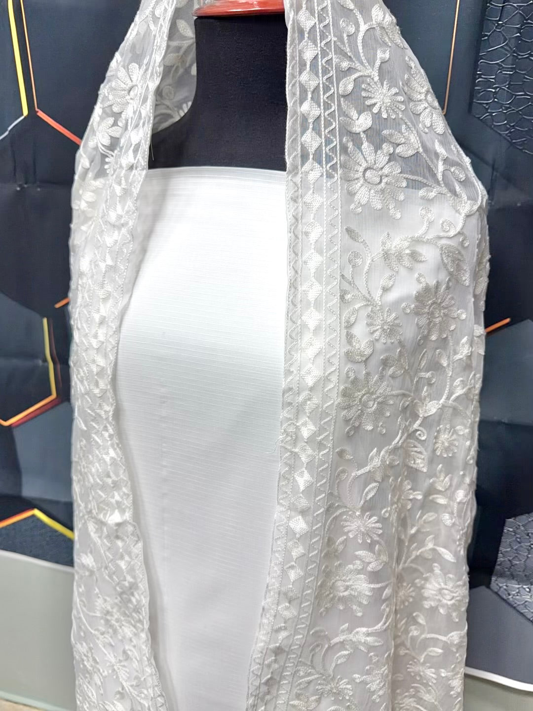 3 Piece Doria Lawn Suit With Chiffon Embroidered Dupatta | White