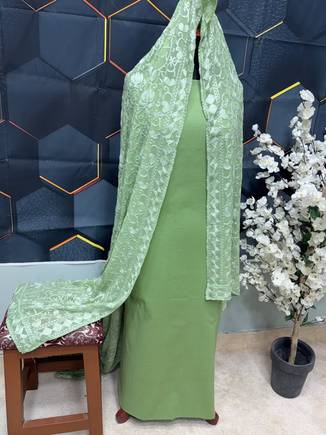 3 Piece Doria Lawn Suit With Chiffon Embroidered Dupatta | Pista Green