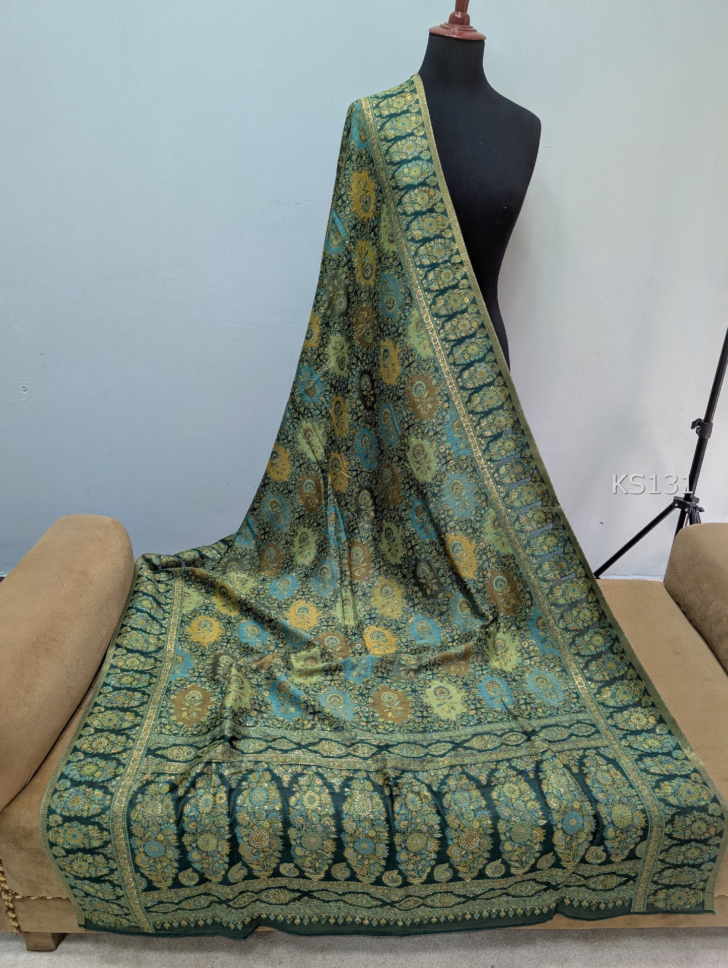 Luxury Kani Silk Shawl, Wedding Wrap Perfect Gift Made in Kashmir | KS131