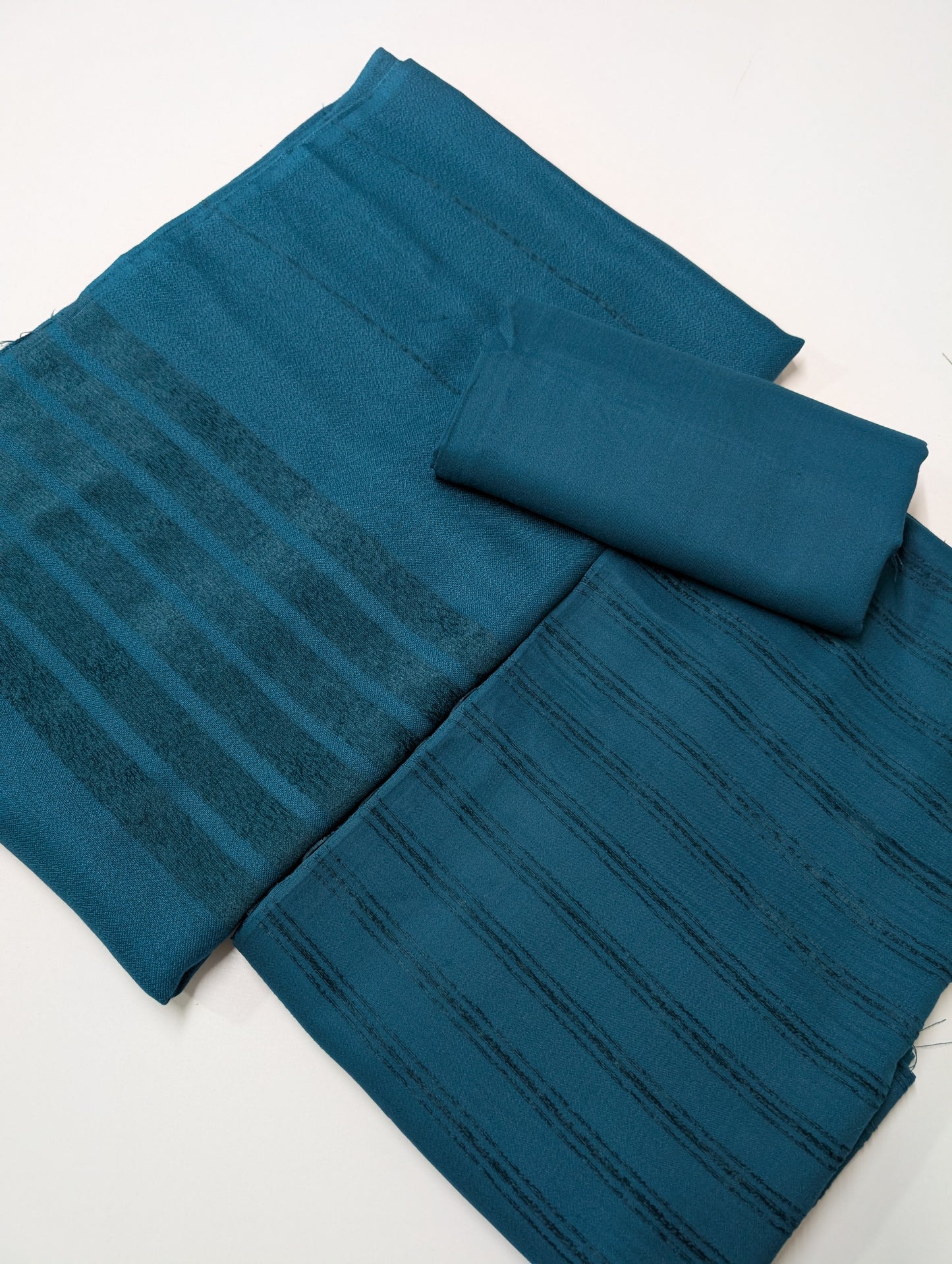 3 Piece Suit | Velvet Lining 3 Lines Marina Suit Allover With Shawl | New Arrival Beautiful Gift | Zinc