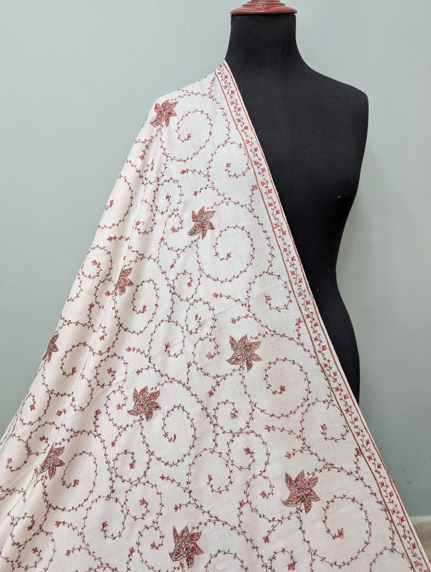 Pashmina Handmade Full Embroidered Souzni Shawl Beautiful New Design 2025 Collection Made in Kashmir