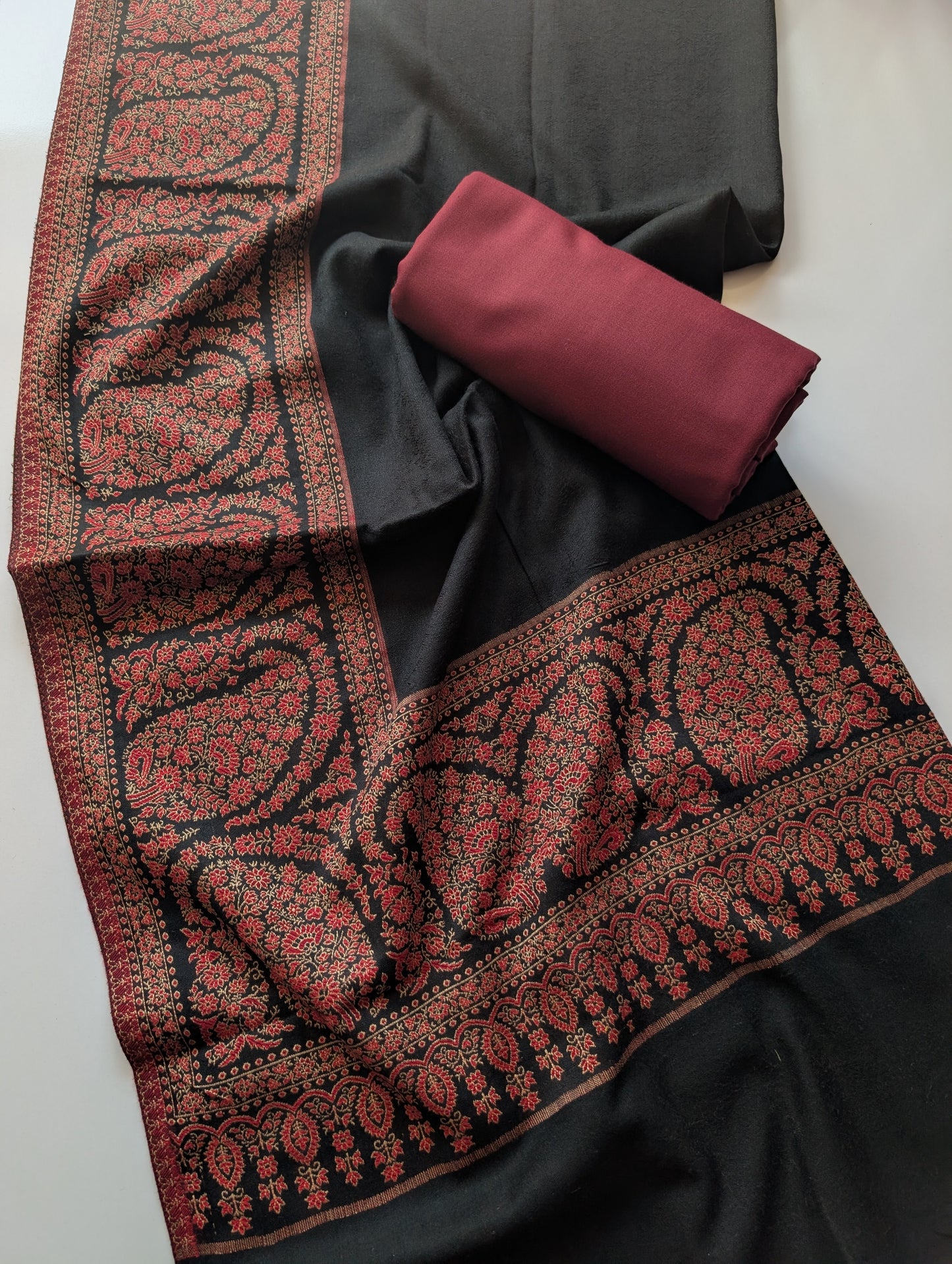 2 Piece Allover Printed Suit Pure Lawn