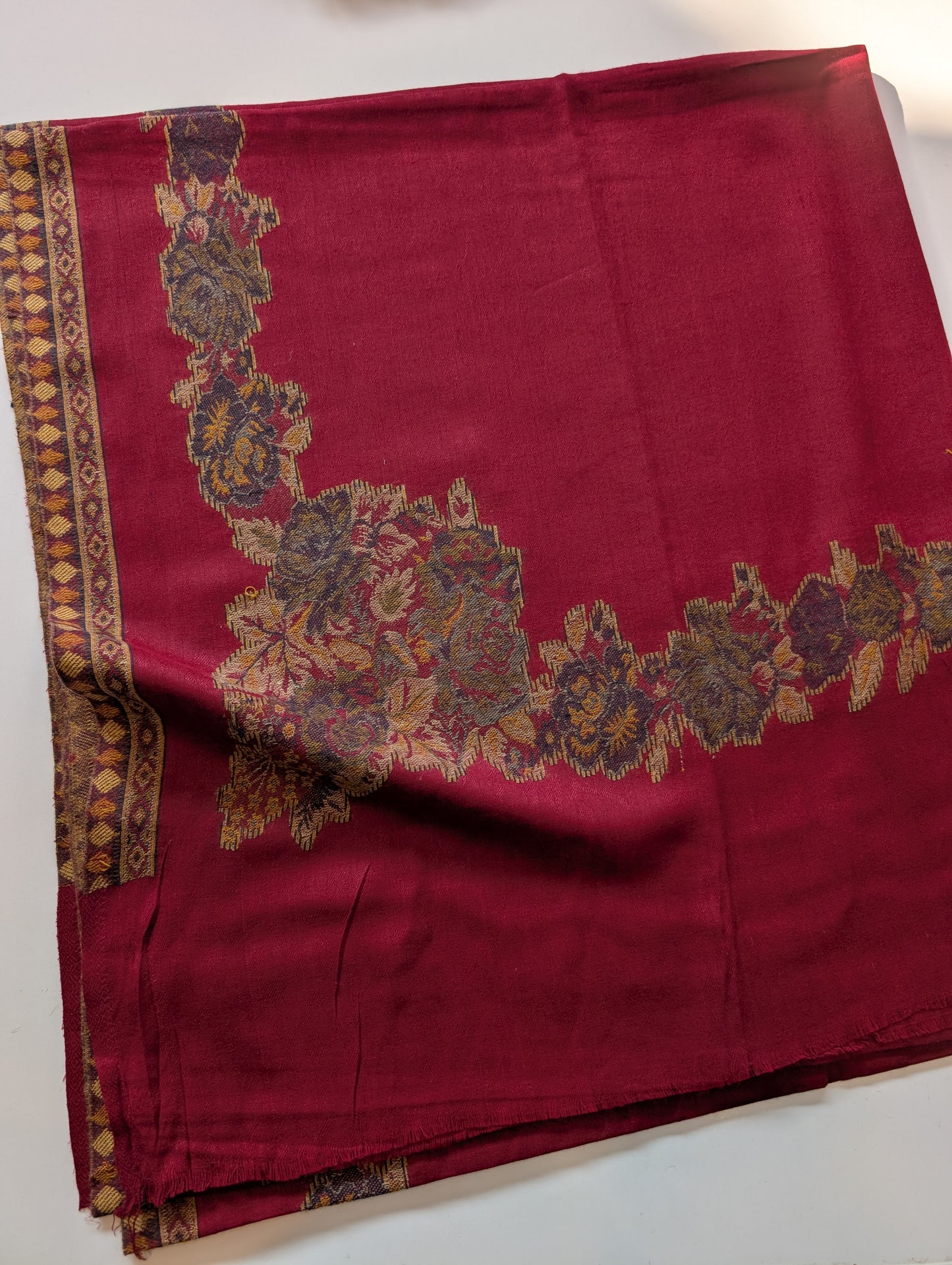Pashmina Wool Kani Border Shawl Gulabkar Border | Maroon