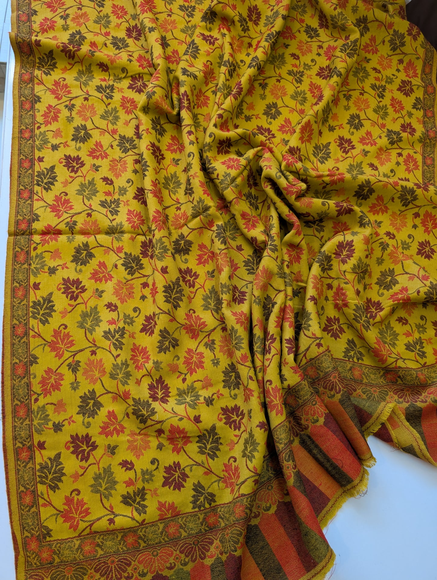 Pashmina Wool Kani Shawl in Full Size Multi Color