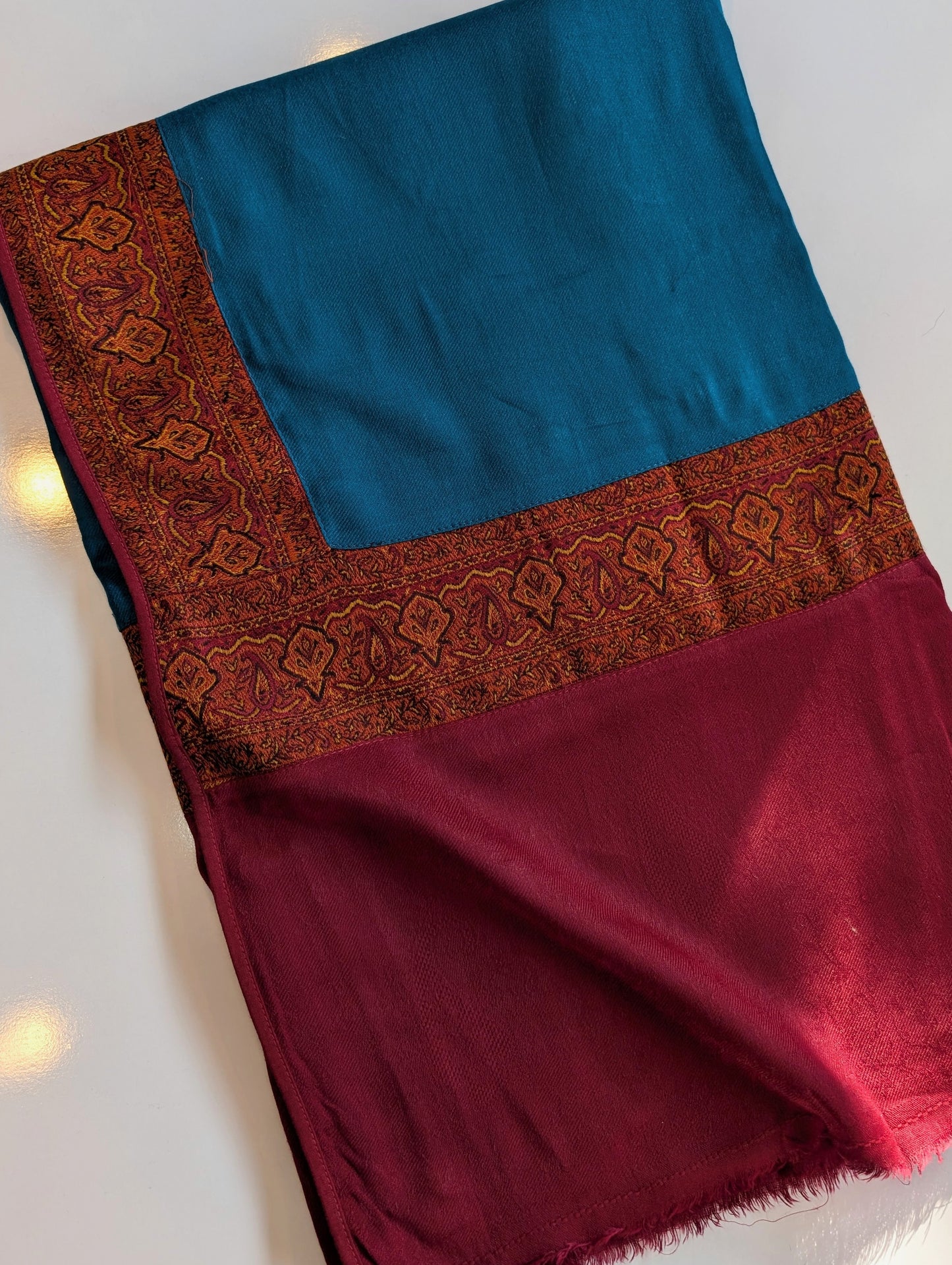 Kani Border Pashmina Shawl | Perfect Gift Item in Sale Price | Zinc