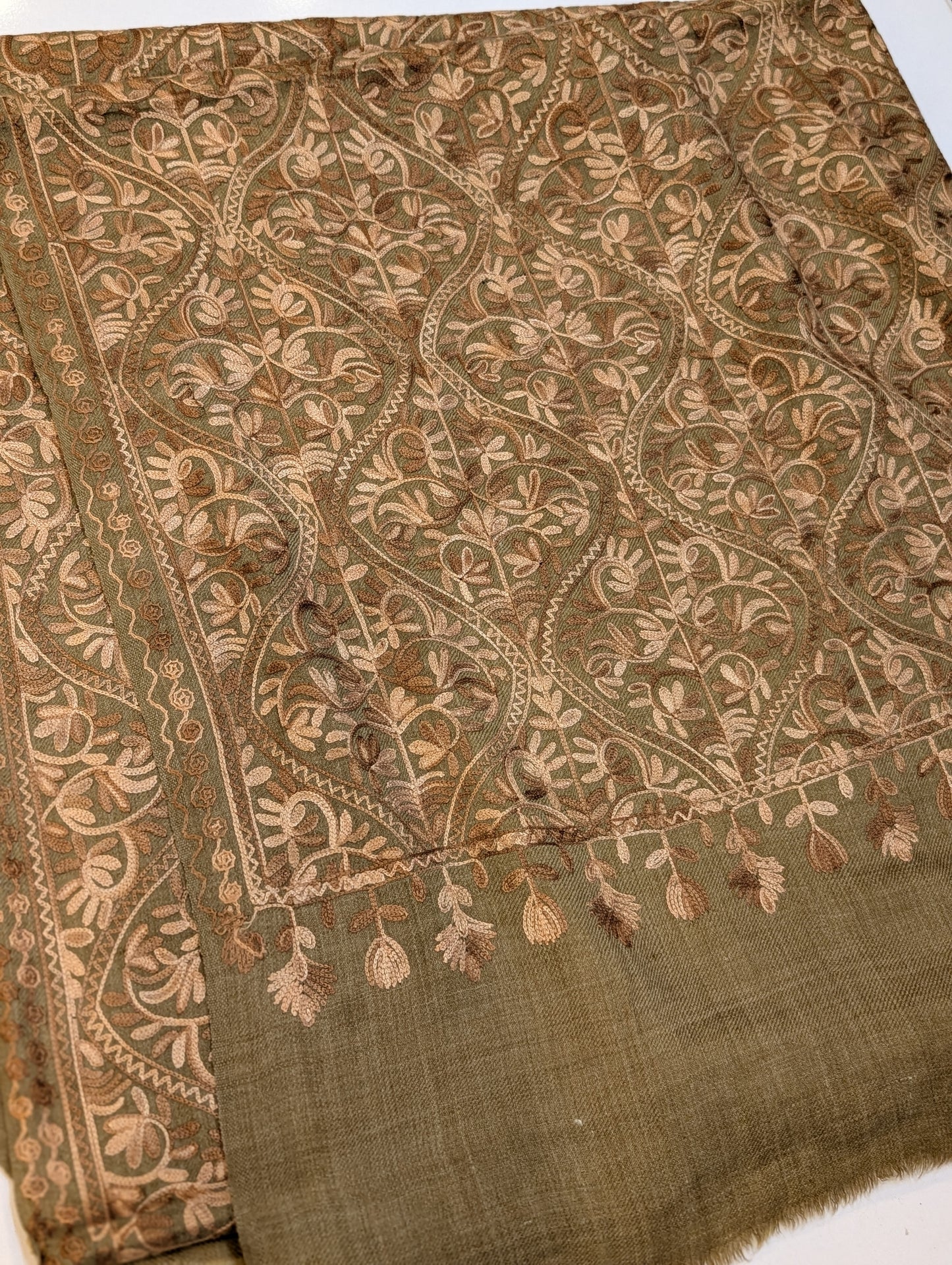 Pashmina Embroidered Shawl | Kashmiri Aar Work Embroidery Perfect Gift in Sale Price