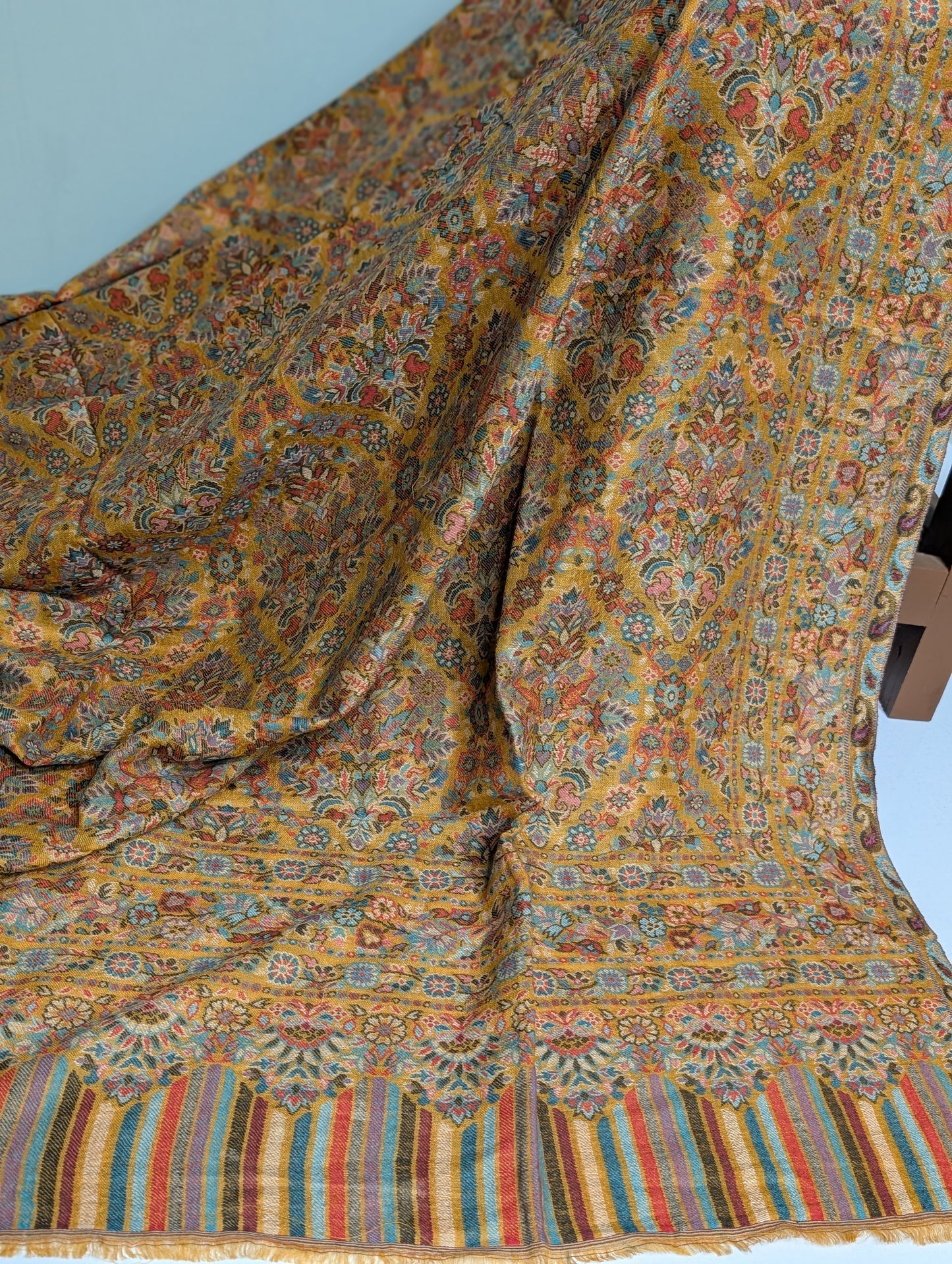 2 Piece Allover Nino Tarkashi Suit