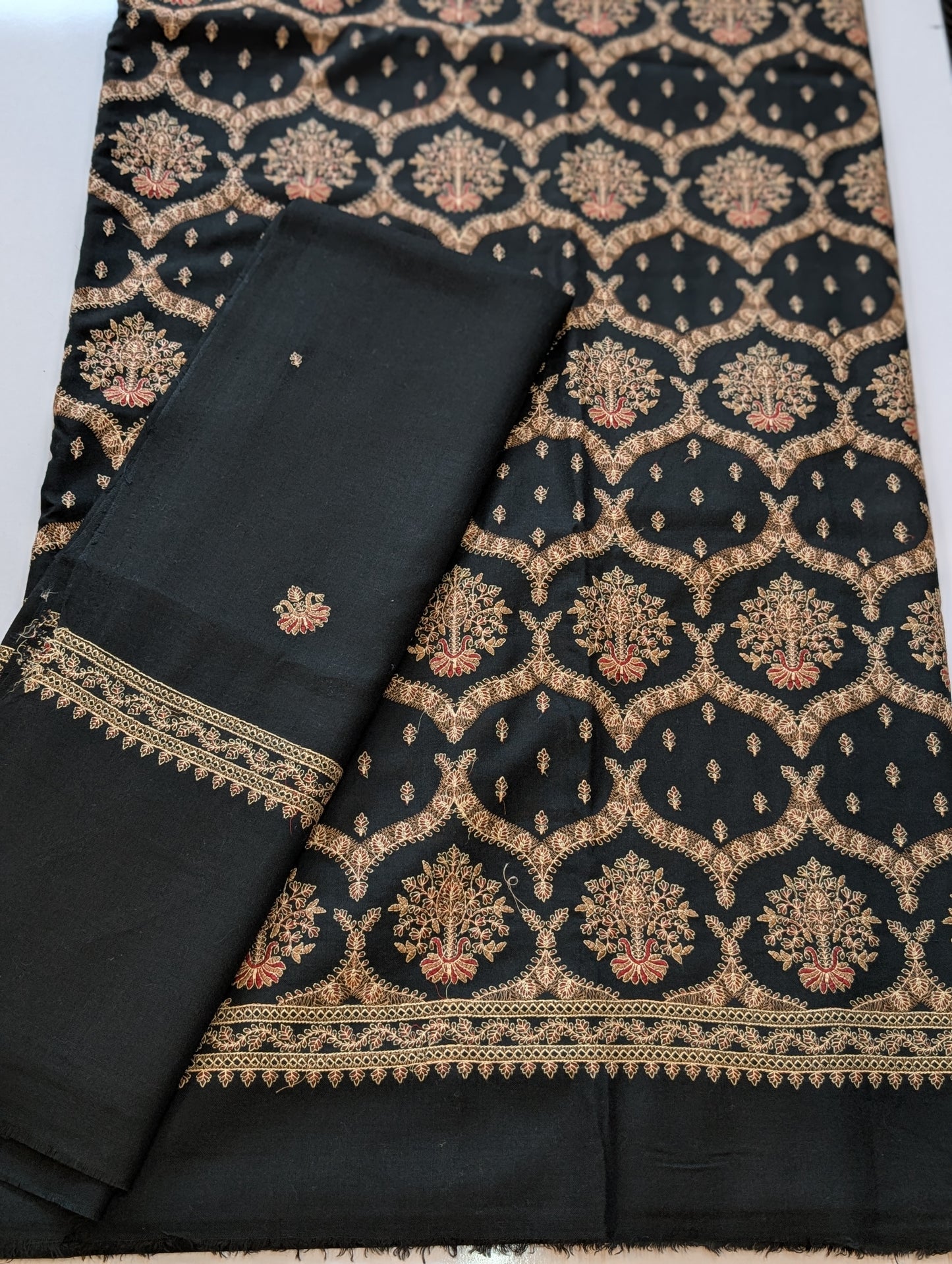 2 Piece Allover Printed Suit Pure Lawn