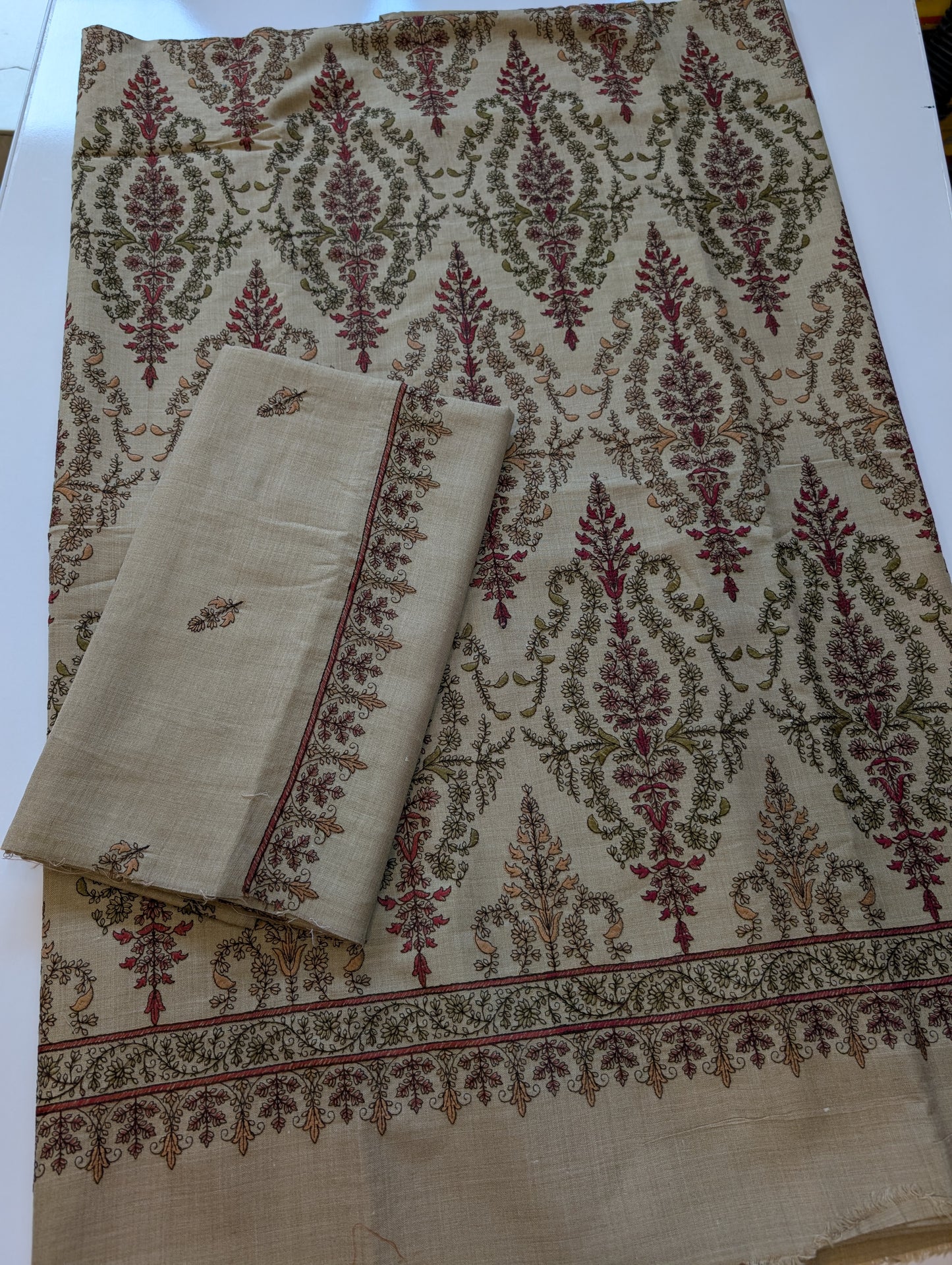 2 Piece Allover Printed Suit Pure Lawn