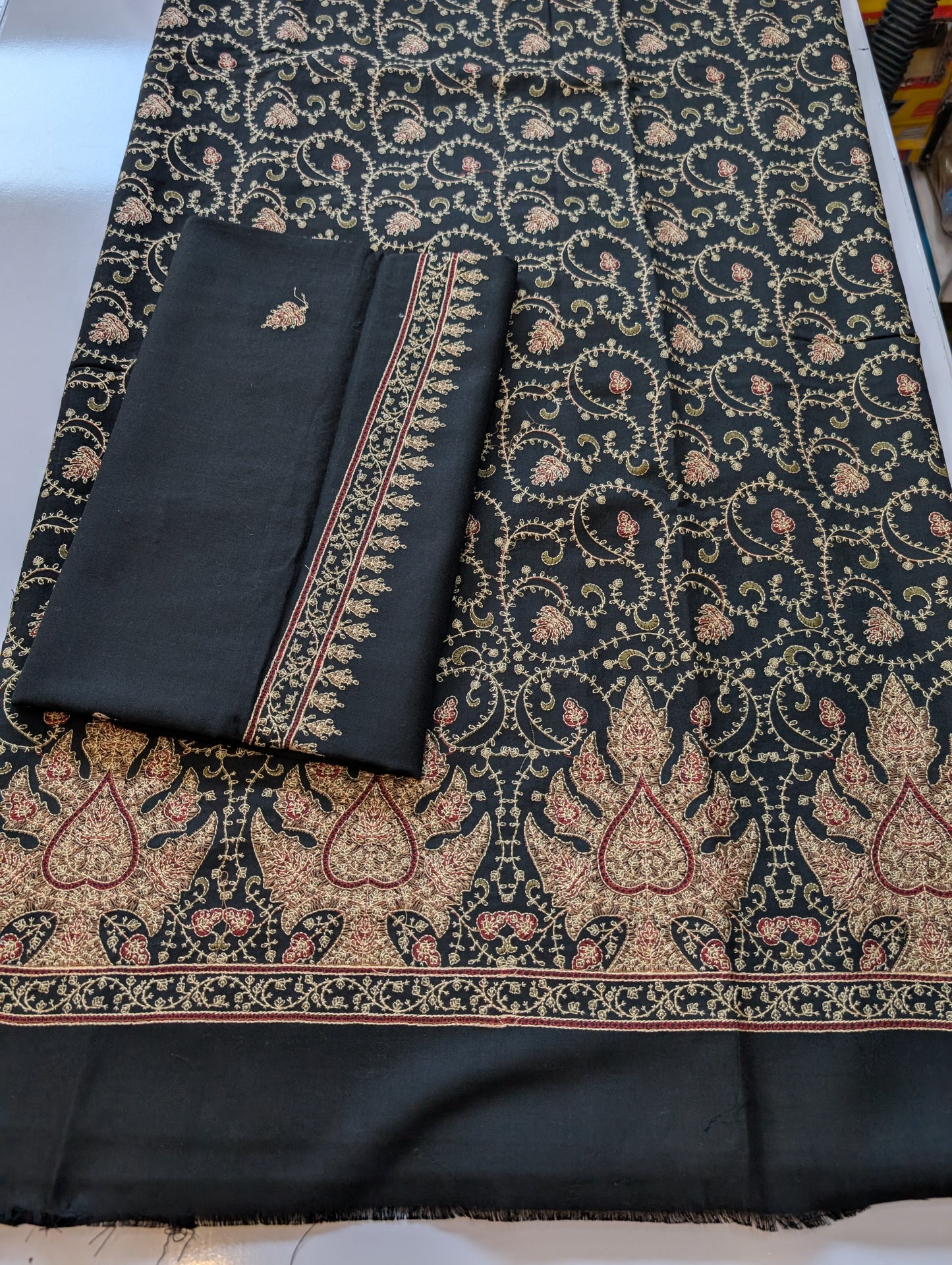 2 Piece Allover Printed Suit Pure Lawn