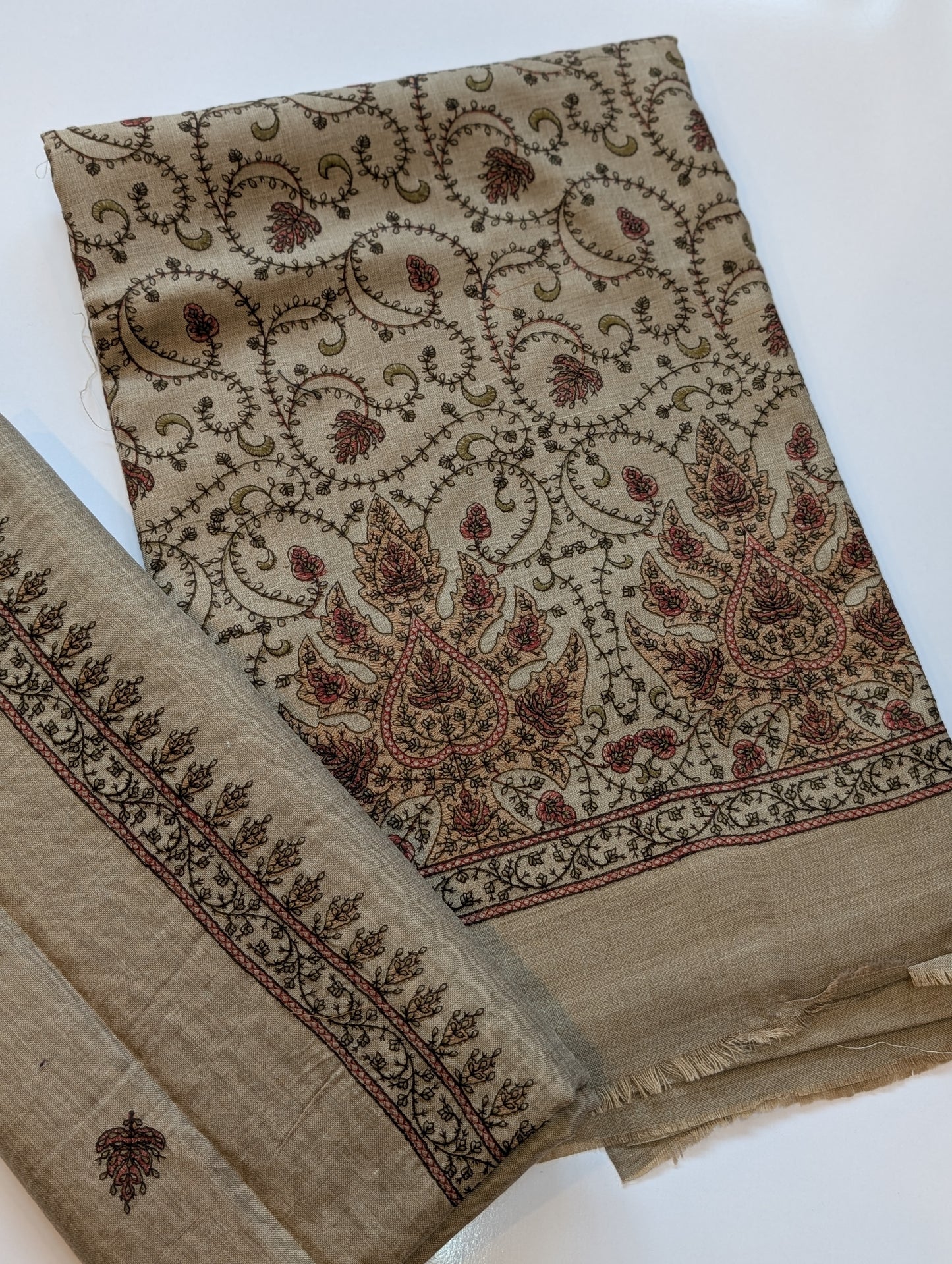 2 Piece Allover Printed Suit Pure Lawn