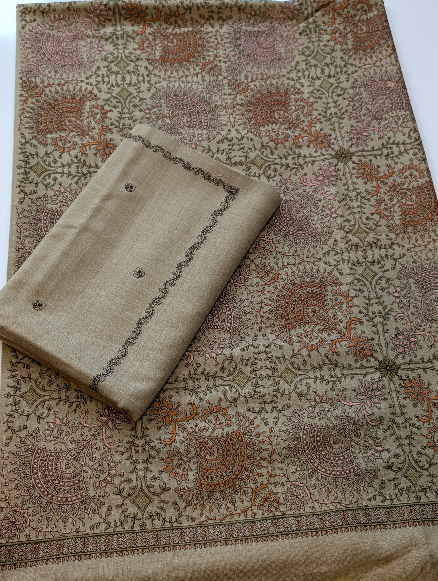 2 Piece Allover Printed Suit Pure Lawn