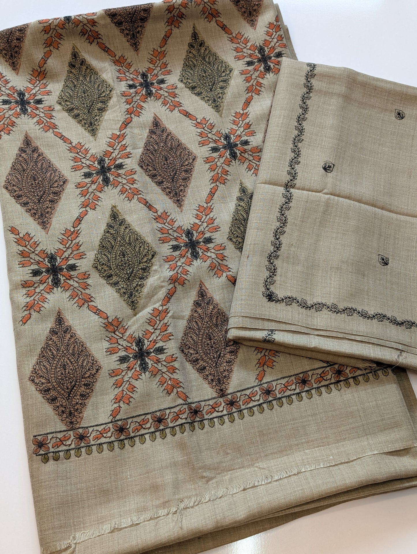 2 Piece Allover Printed Suit Pure Lawn