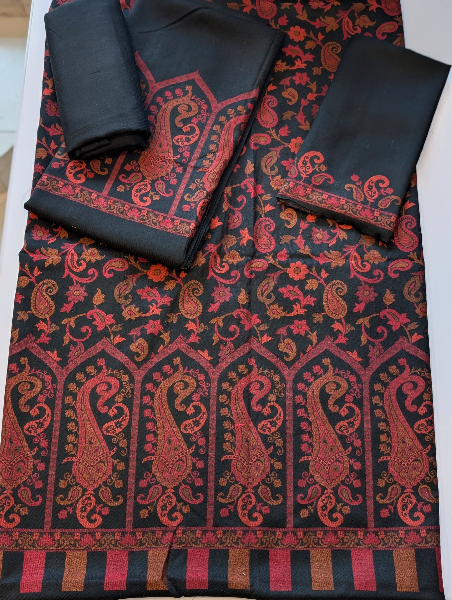 2 Piece Allover Nino Tarkashi Suit