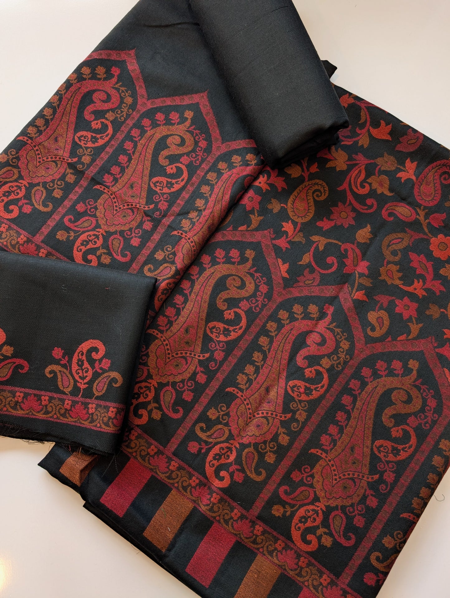 2 Piece Allover Nino Tarkashi Suit