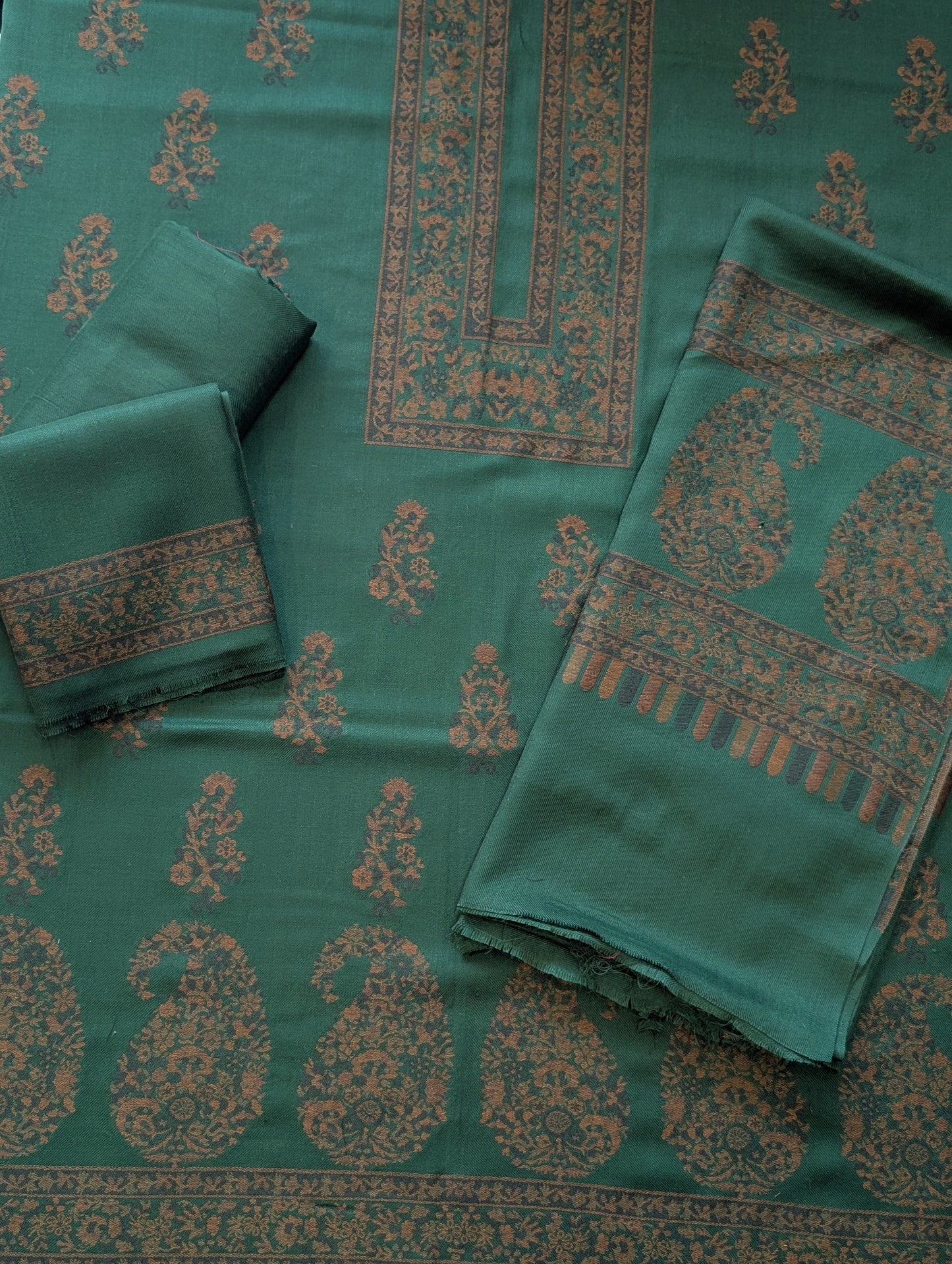 2 Piece Allover Nino Tarkashi Suit