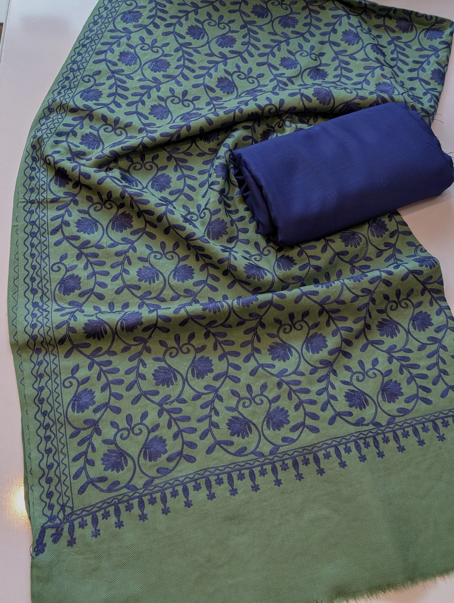 2 Piece Allover Nino Tarkashi Suit