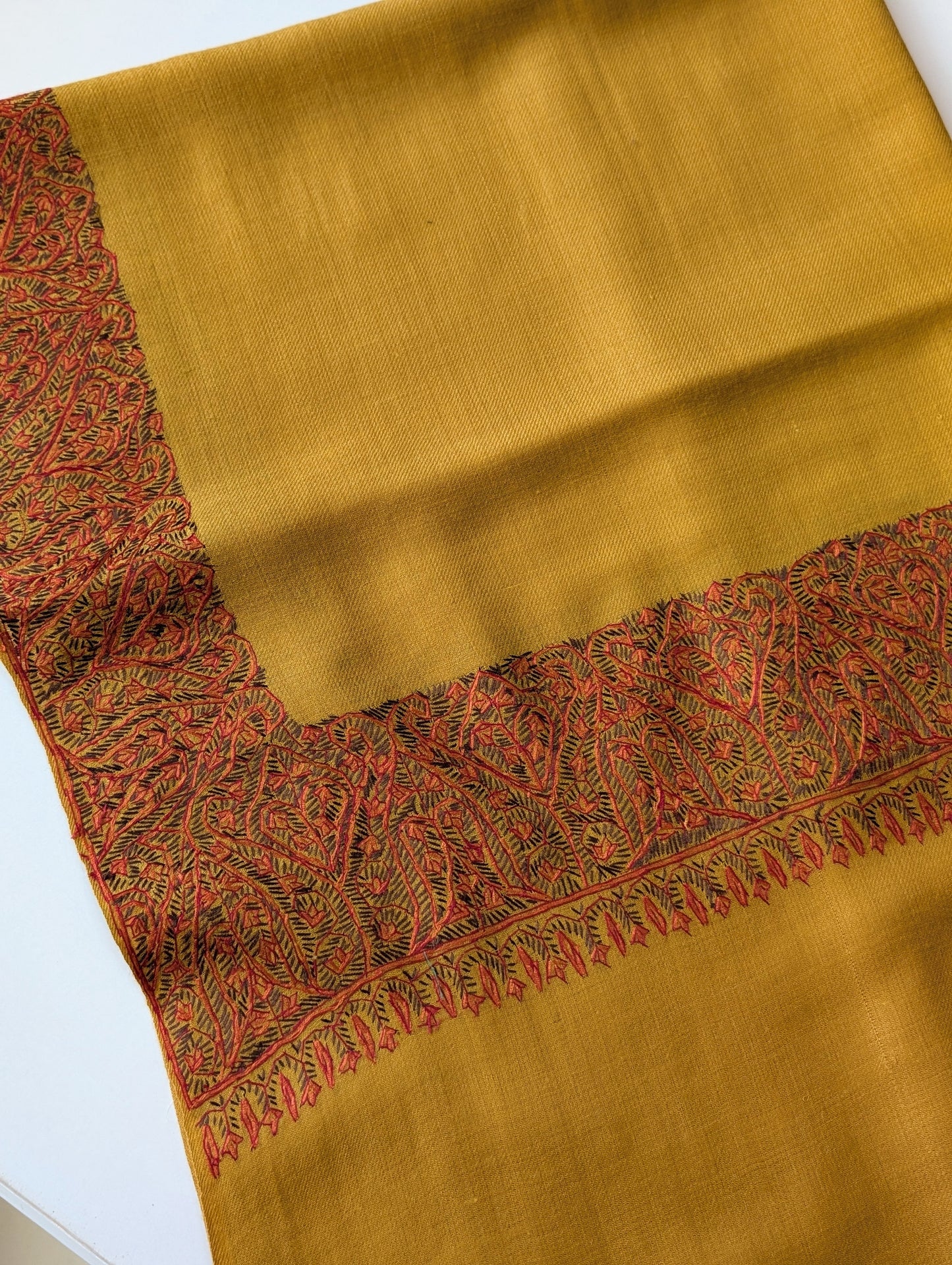 Kashmiri Shawl | Handmade Border Embroidery Made in Kashmir Pure Pashmina