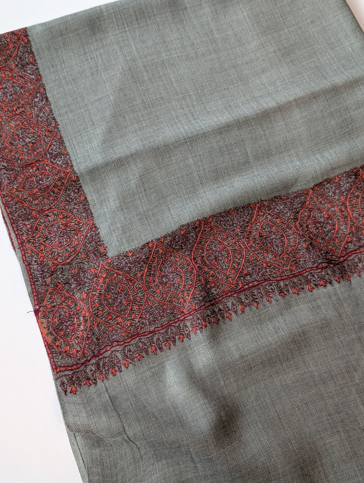 Kashmiri Shawl | Handmade Border Embroidery Made in Kashmir Pure Pashmina