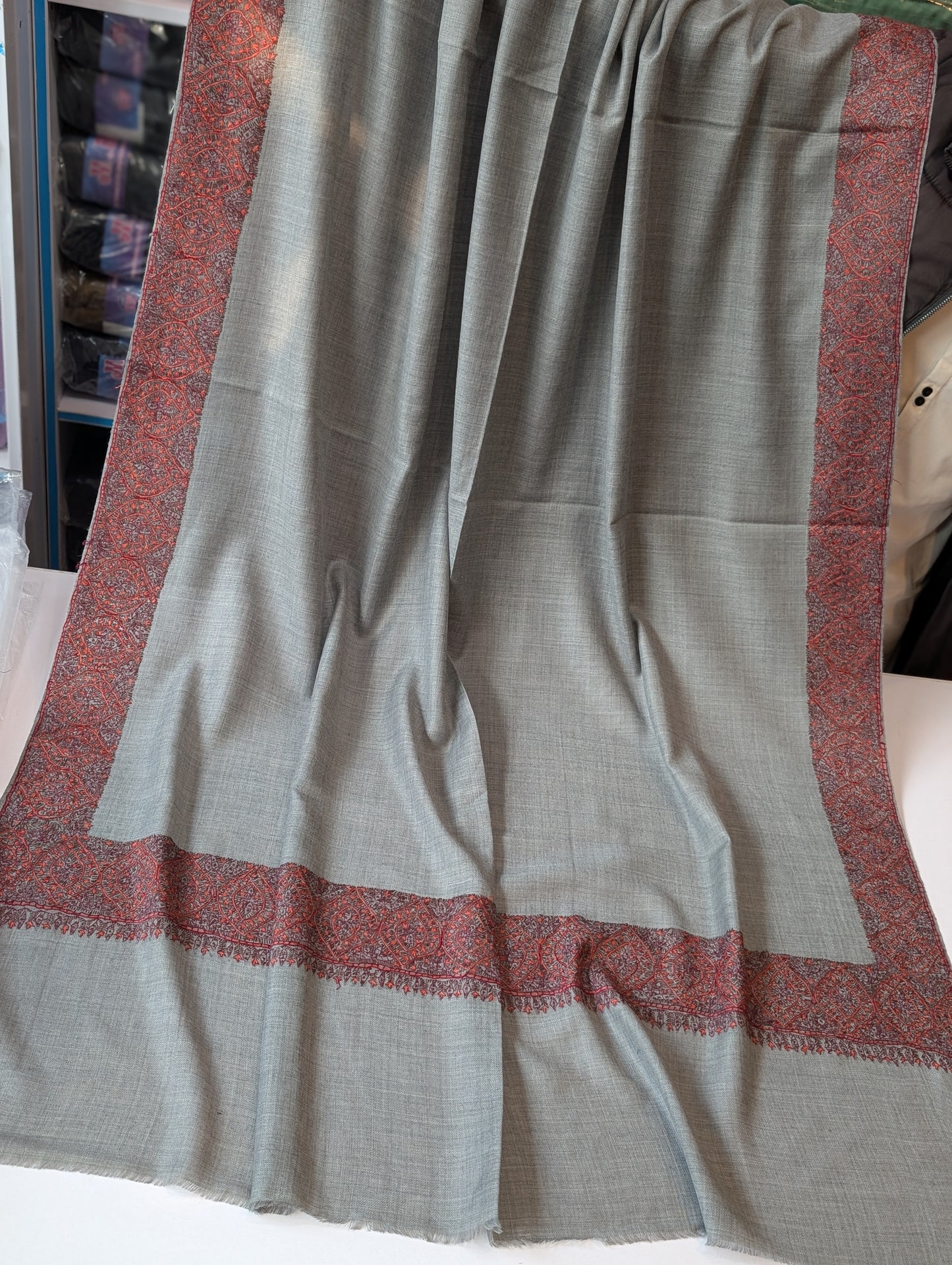 Kashmiri Shawl | Handmade Border Embroidery Made in Kashmir Pure Pashmina