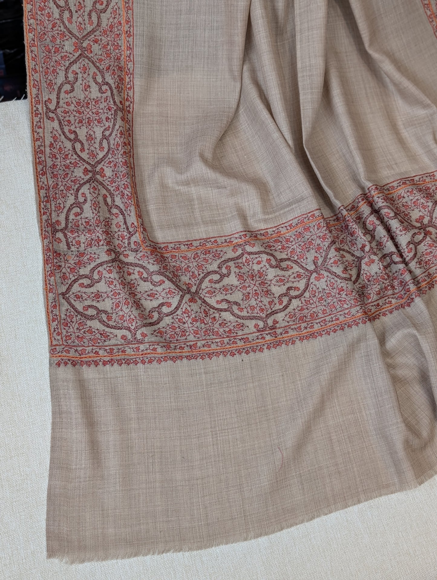 Kashmiri Shawl | Handmade Border Embroidery Made in Kashmir Pure Pashmina
