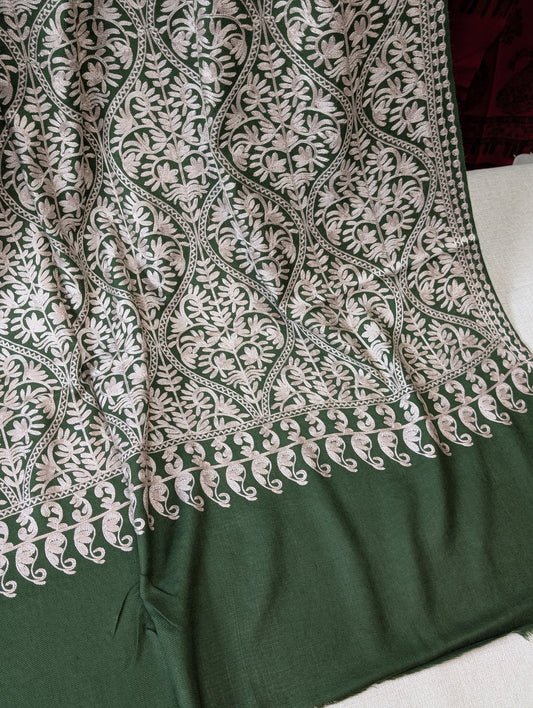 Pashmina Embroidered Shawl Matka Design | Kashmiri Aar Work Embroidery | Green With Light Skin