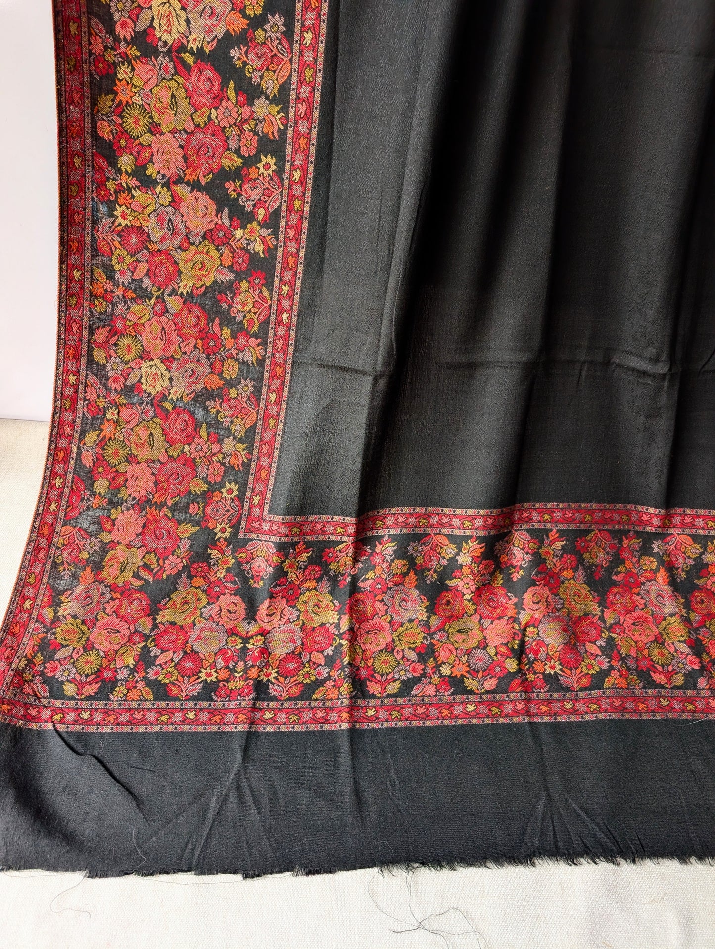 Pashmina Wool Kani Border Shawl in Full Size Multi Color Black