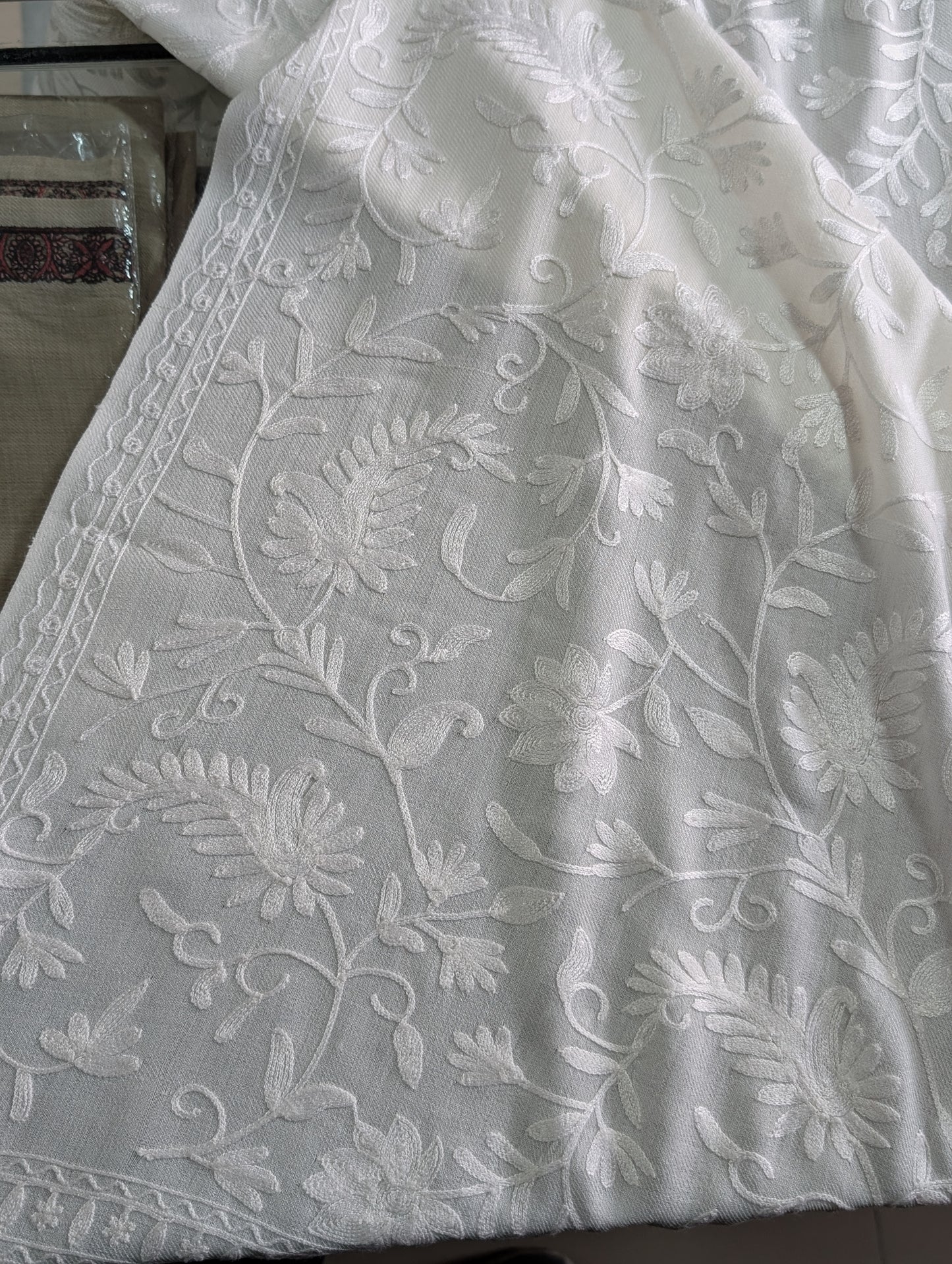 Pashmina Embroidered Shawl | Kashmiri Aar Work Embroidery Perfect Gift in Sale Price White