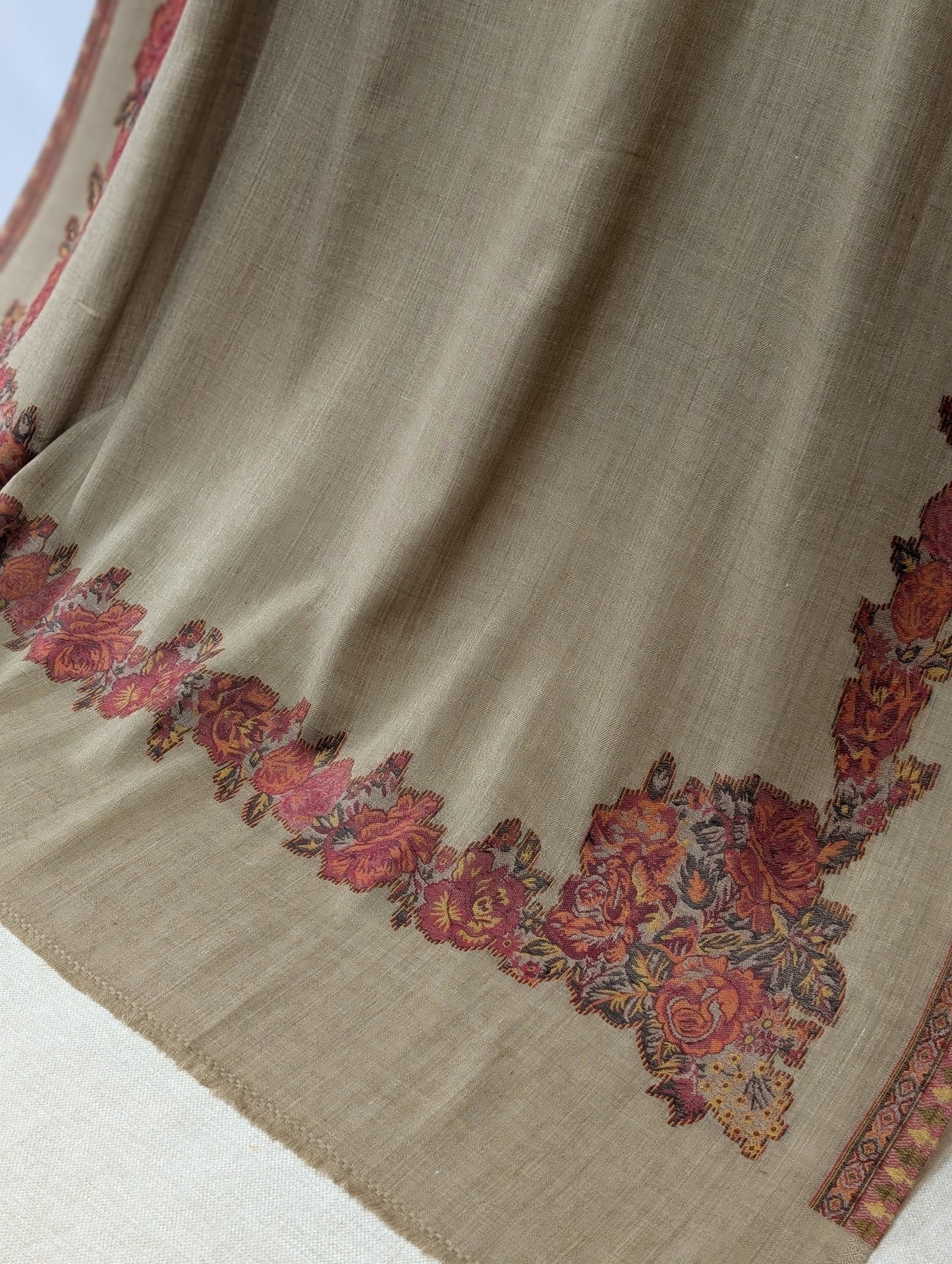 Pashmina Wool Kani Border Shawl Gulabkar Border | Skin