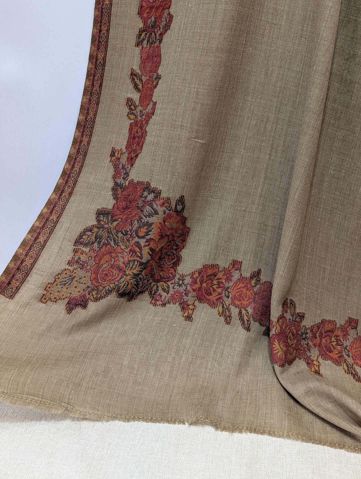 Pashmina Wool Kani Border Shawl Gulabkar Border | Skin