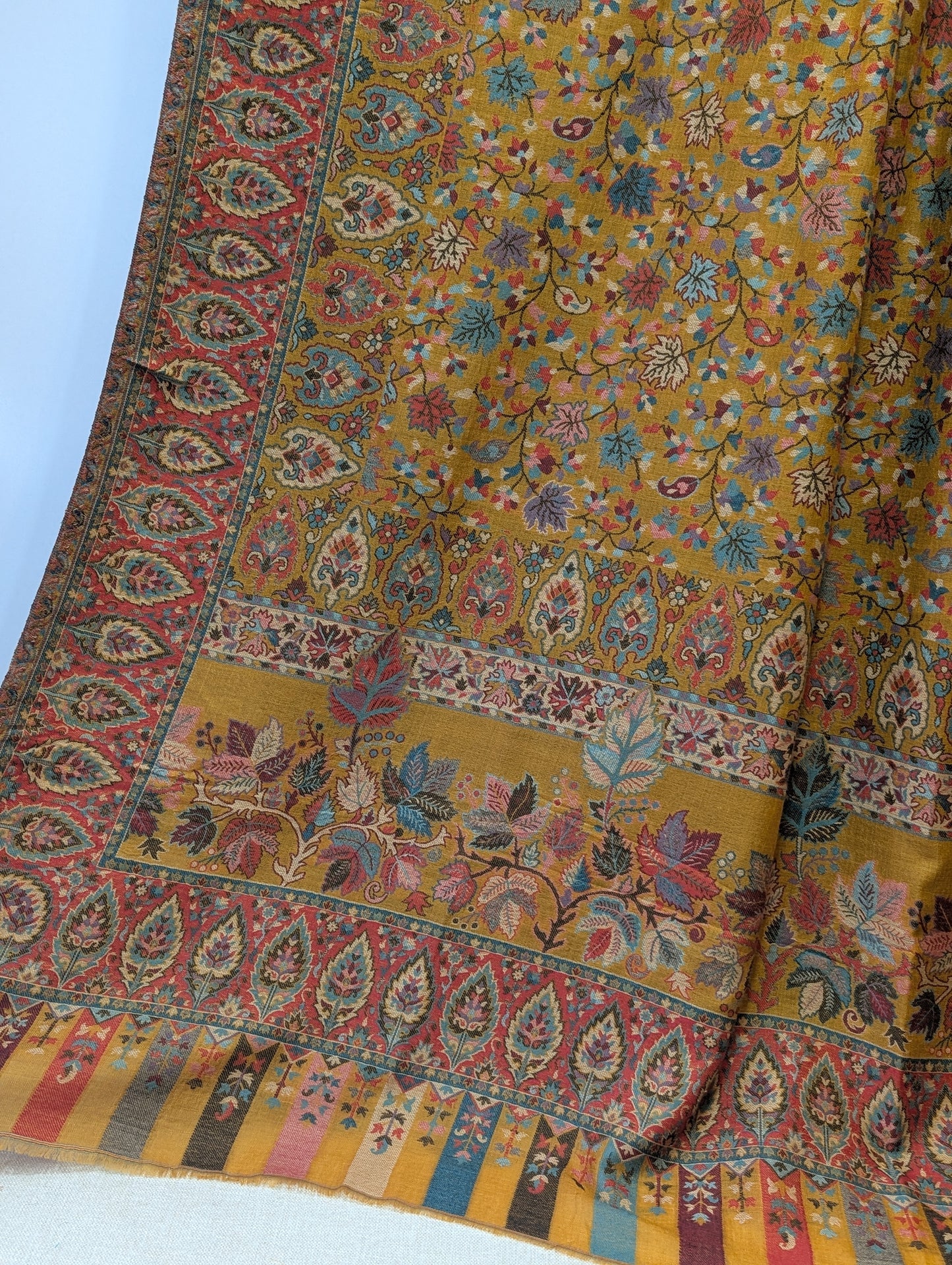 2 Piece Allover Nino Tarkashi Suit