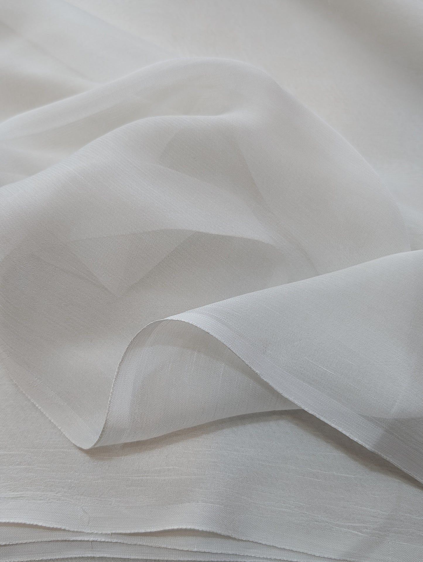 Plain Crinkle Chiffon Dupatta 2.75 Yards Dyeable | White