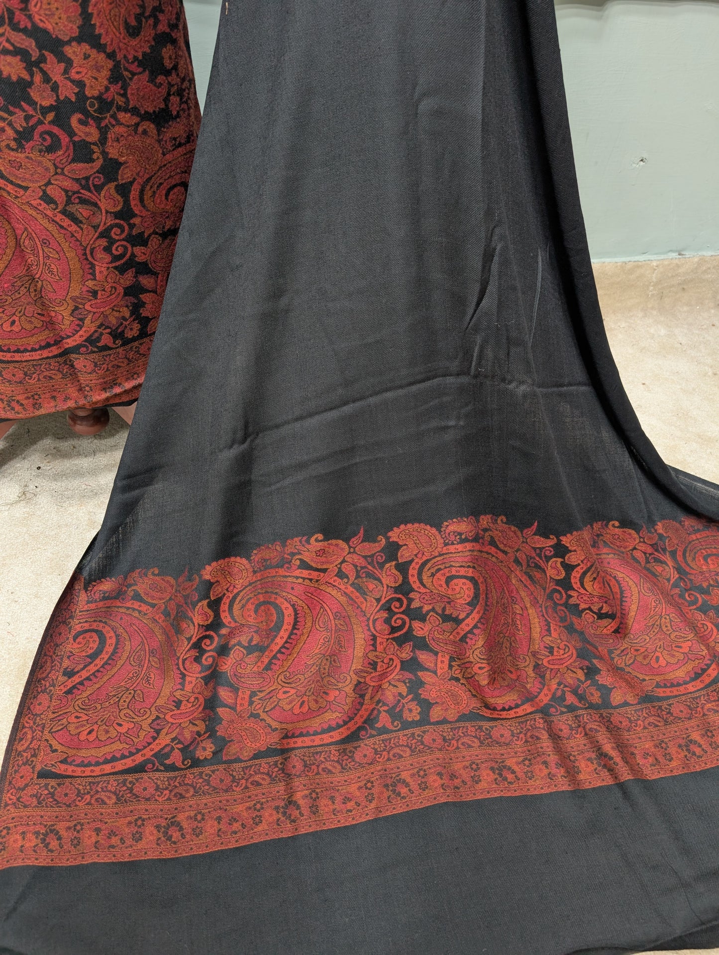 Special Kani Pashmina 3 Piece Unstitched Suit | Black Jaal Design