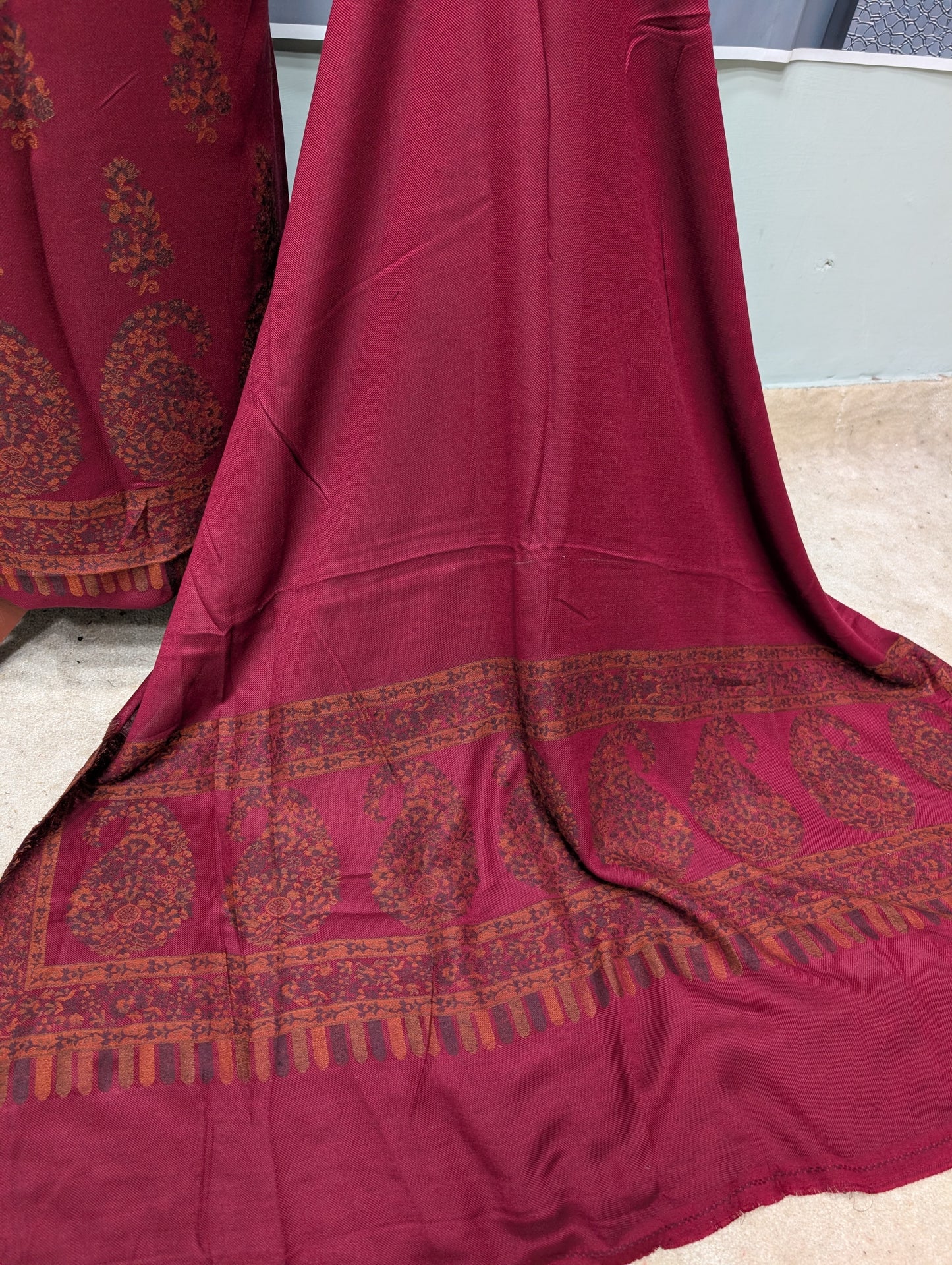 Special Kani Pashmina 3 Piece Unstitched Suit | Maroon