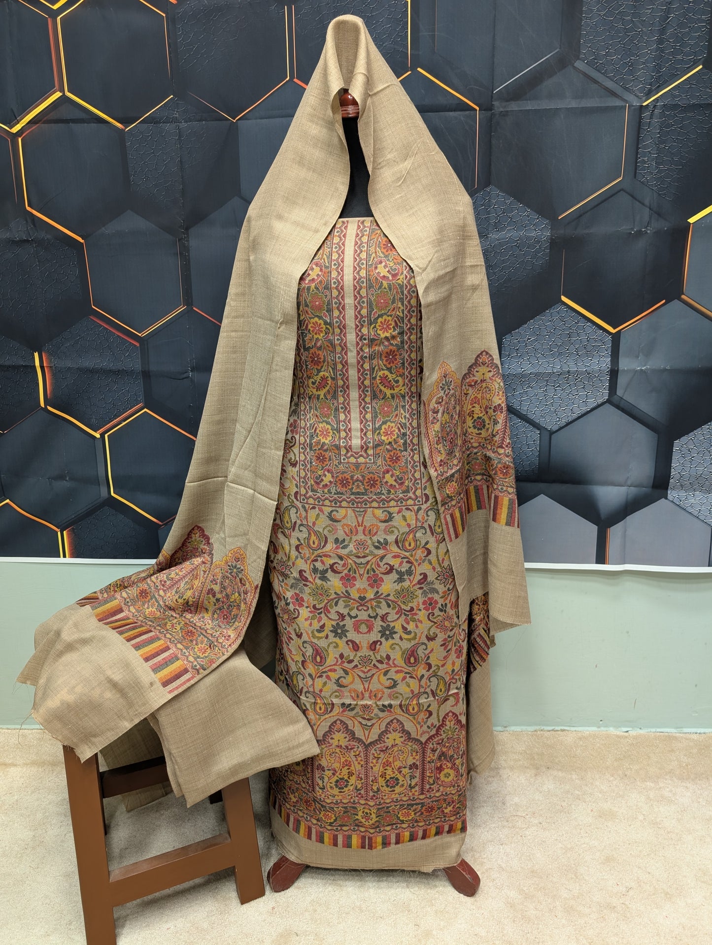 Special Kani Pashmina 3 Piece Unstitched Suit | Dark Skin