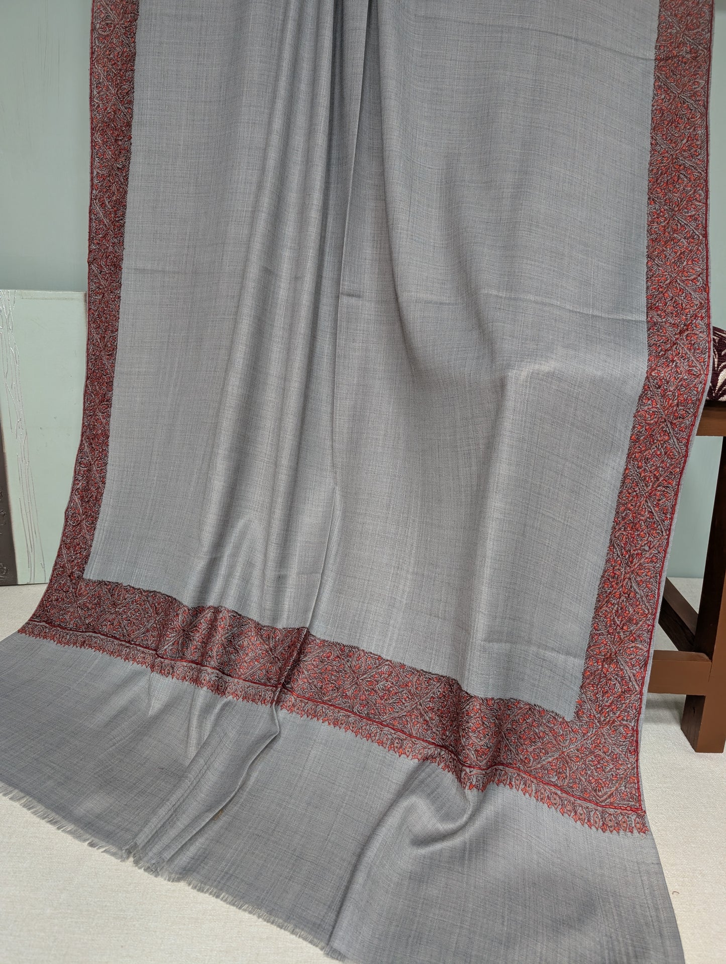 Kashmiri Shawl | Handmade Border Embroidery Made in Kashmir Pure Pashmina
