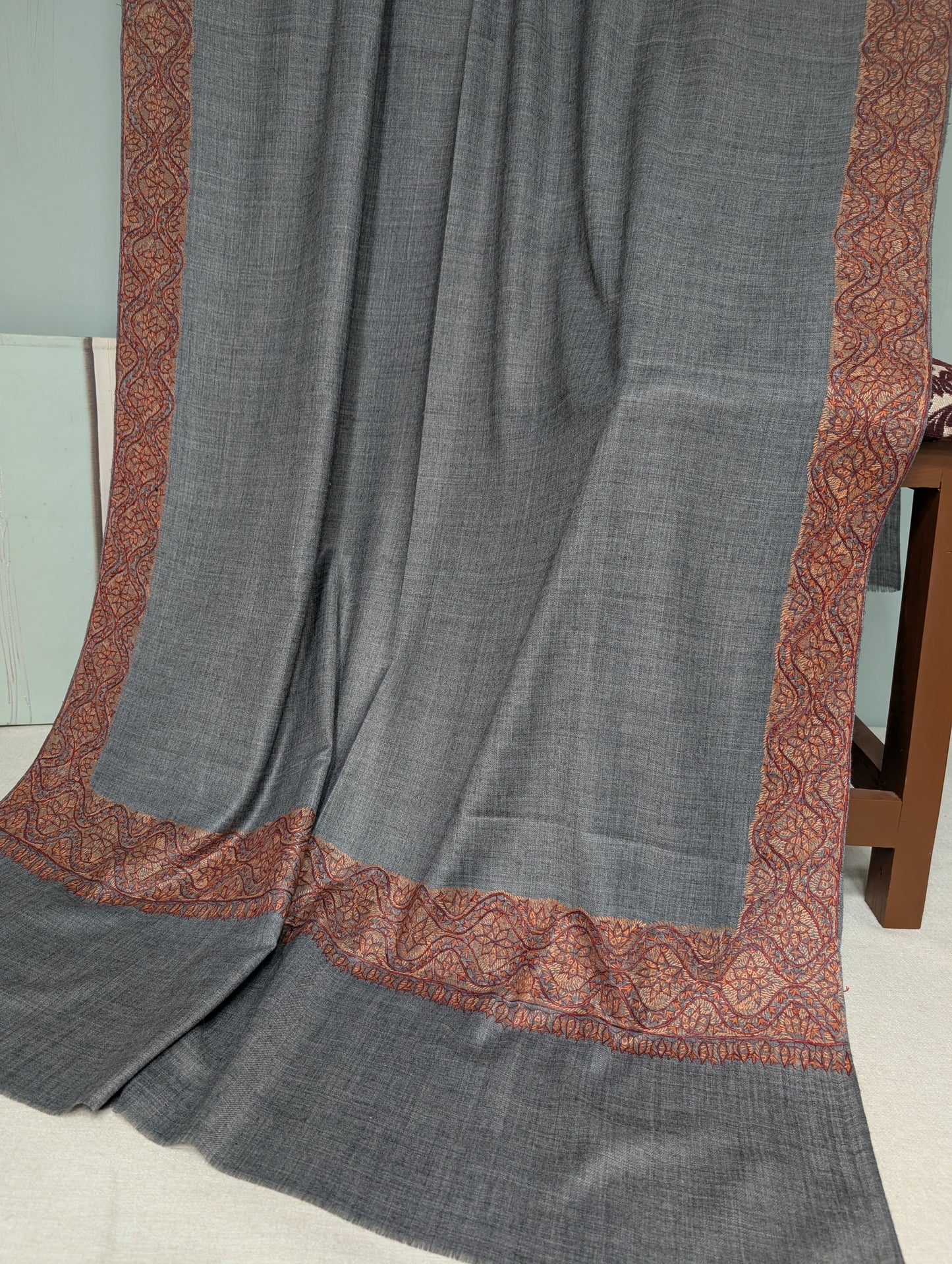 Kashmiri Shawl | Handmade Border Embroidery Made in Kashmir Pure Pashmina