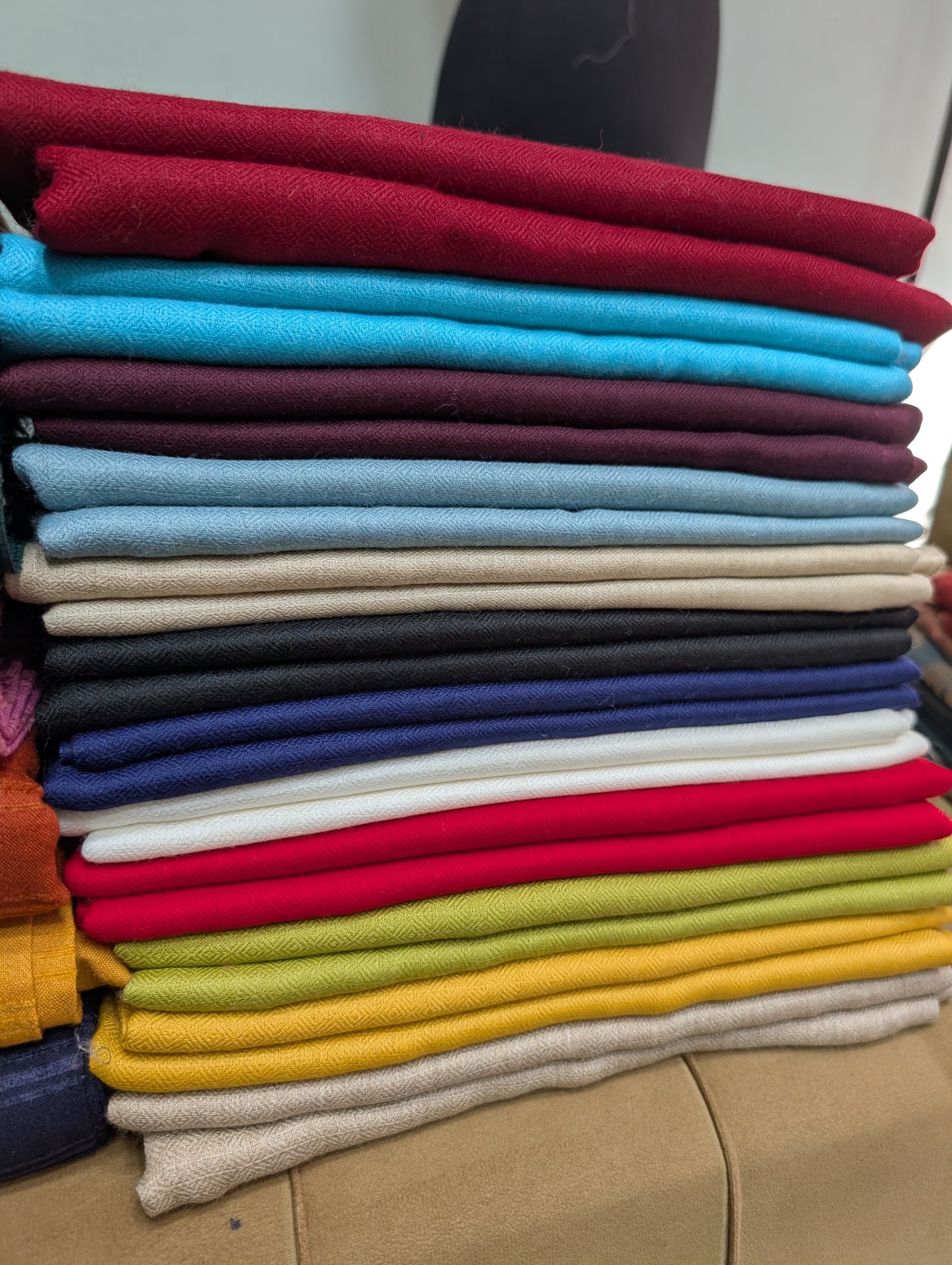 Plain Toosh Shawl | Chashme Bulbul Shawl Perfect Gift | Dark Grey