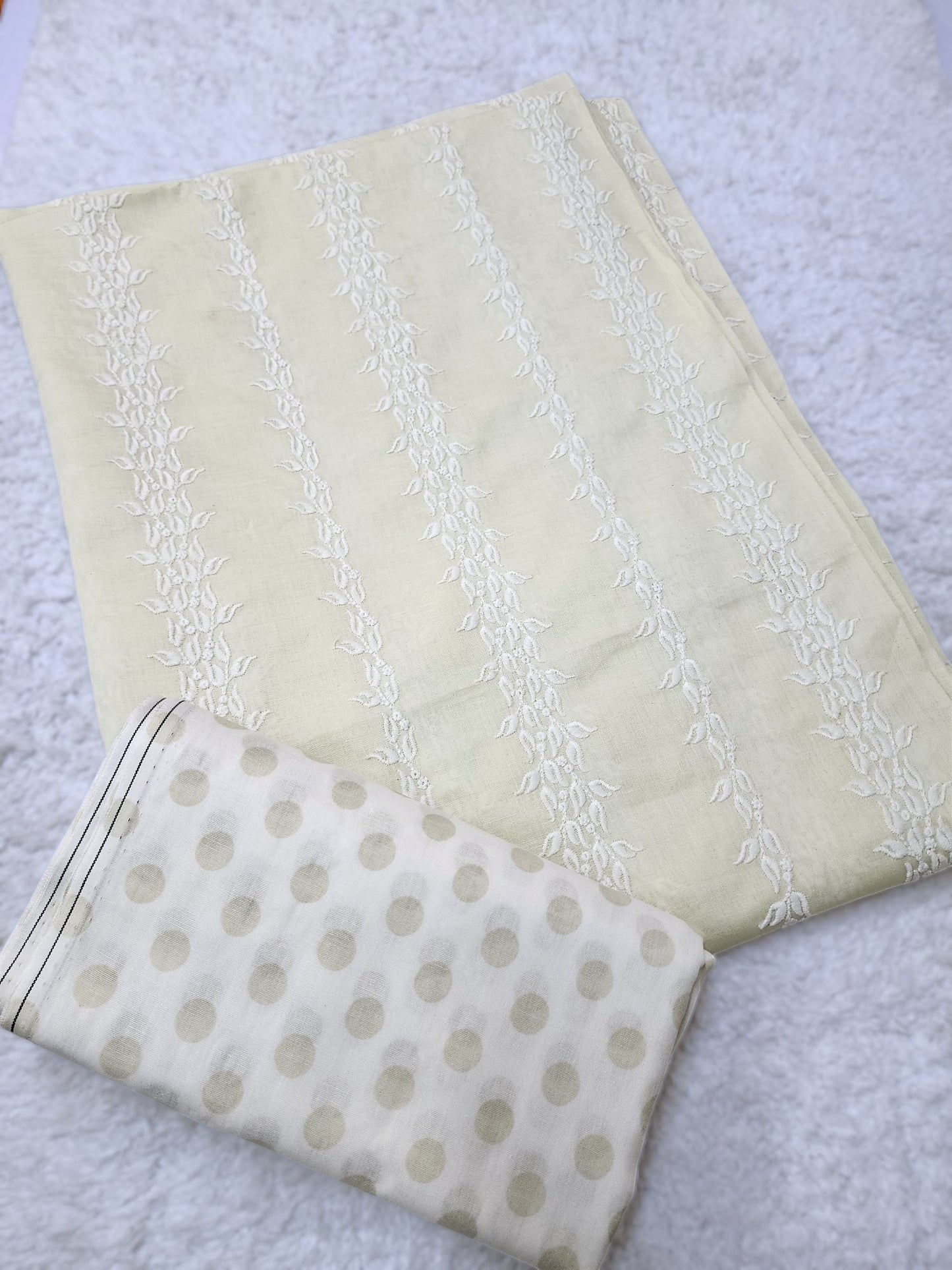 Chikankari Lawn 2 Piece Suit Lining Design | Lemon
